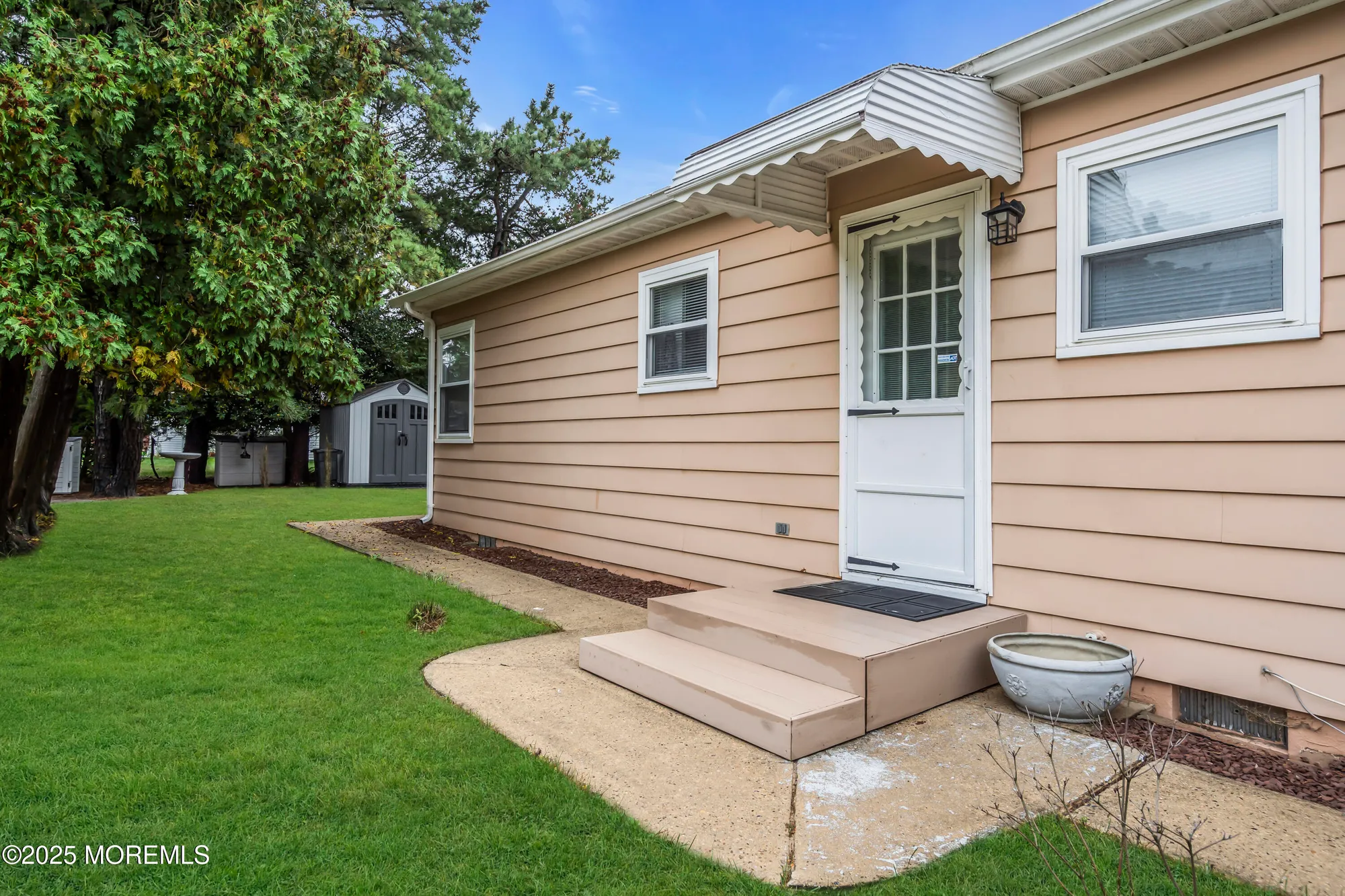 Property Slideshow image 23 of 25 | 9 morongo ct, Toms River, NJ, 08757