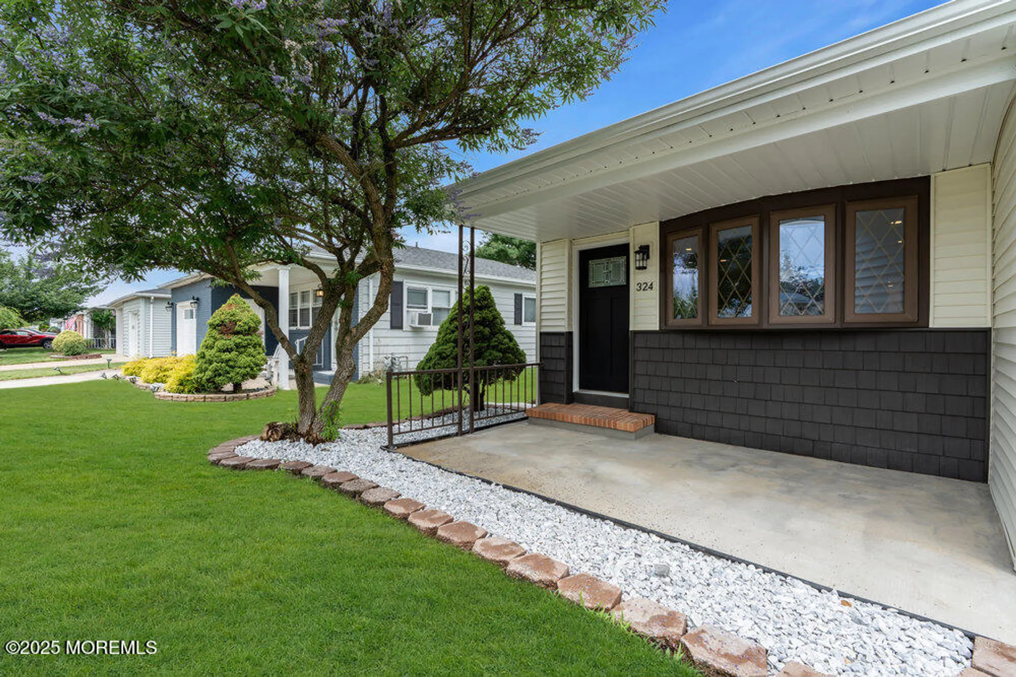 Property Slideshow image 18 of 69 | 324 barbados dr, Toms River, NJ, 08757