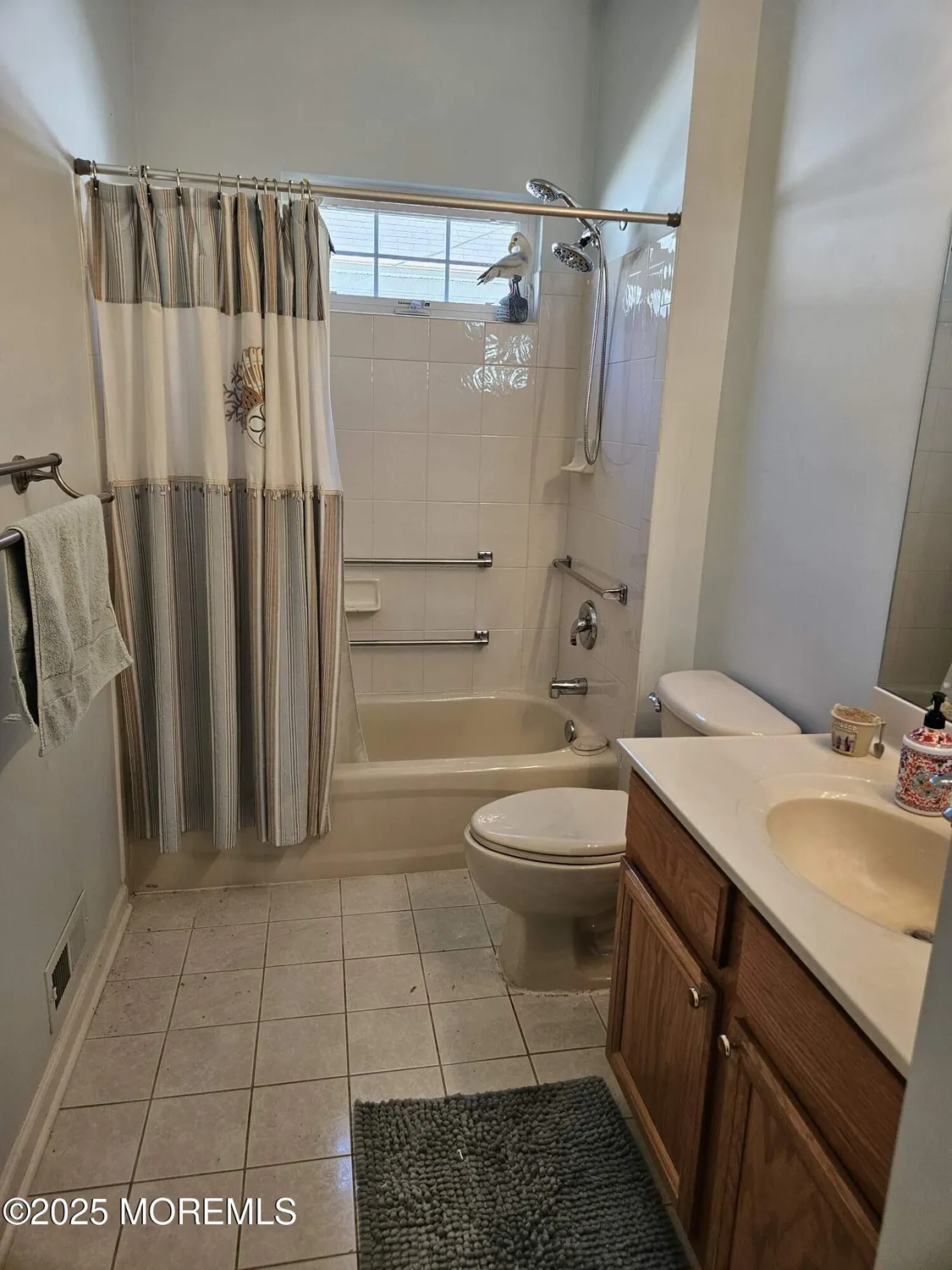 Property Slideshow image 12 of 17 | 32 gabriella cir, Manchester, NJ, 08759