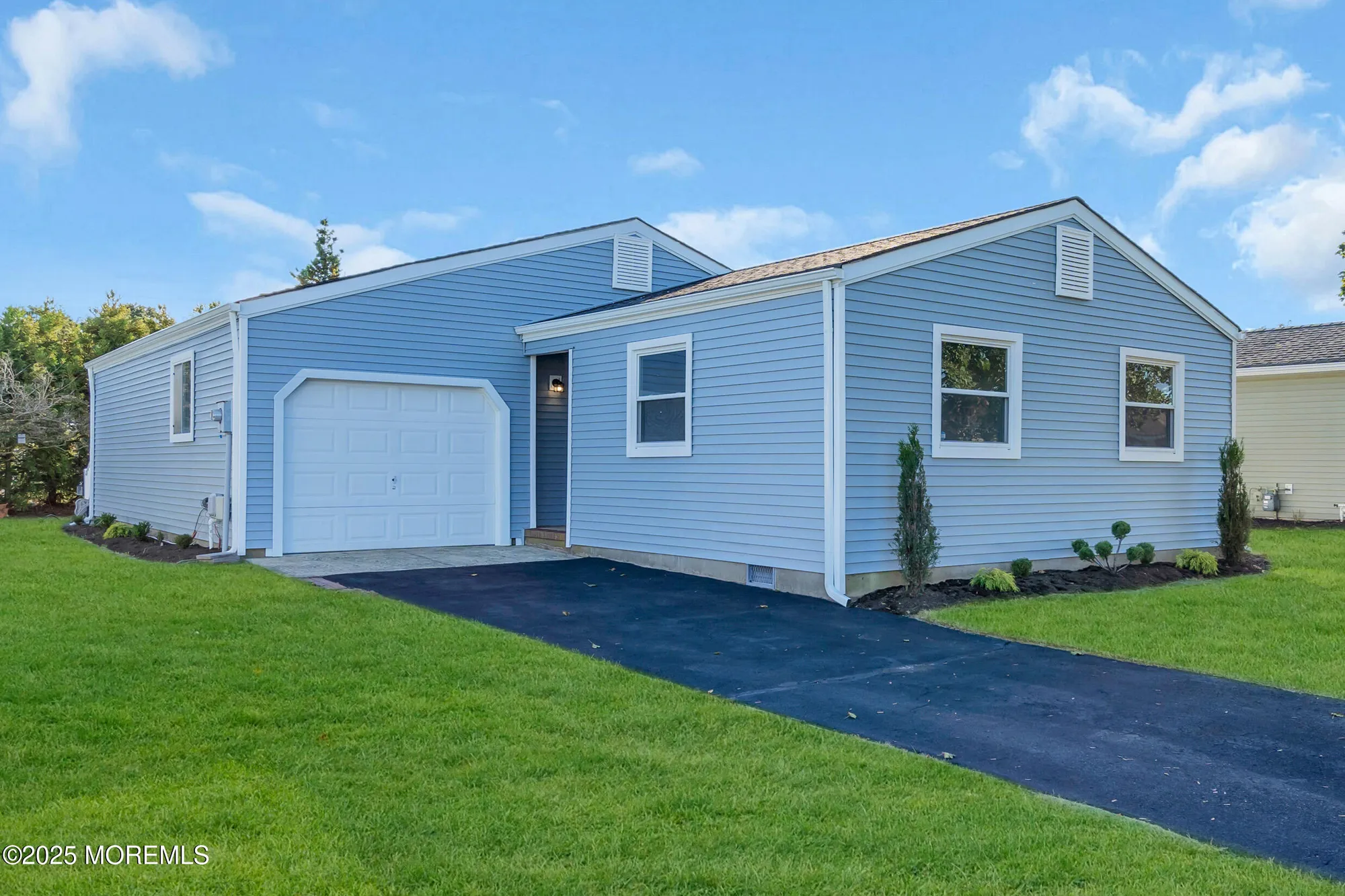 Property Slideshow image 1 of 25 | 6 caribbean st, Toms River, NJ, 08757