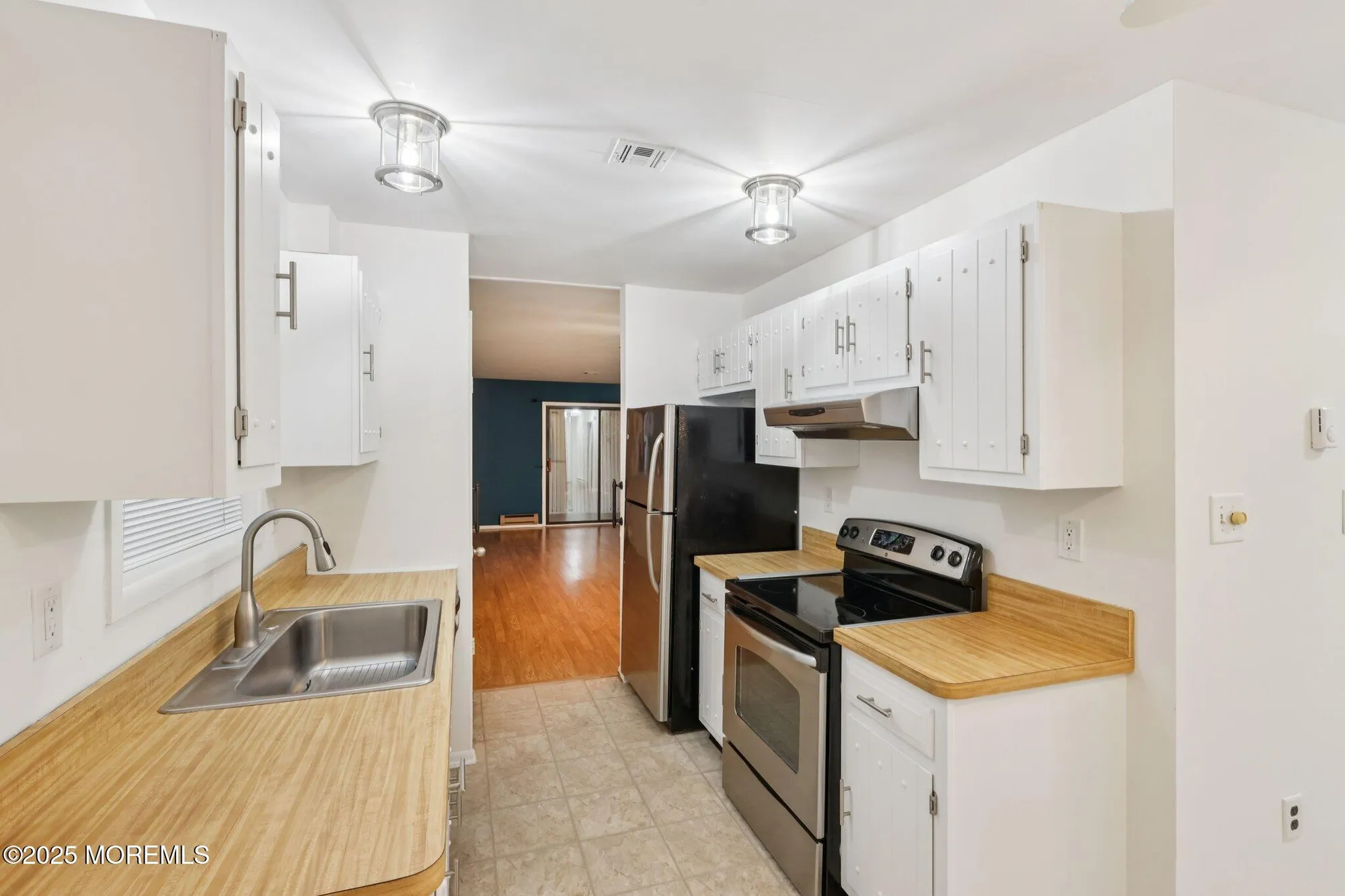 Property Slideshow image 6 of 45 | 150 amberly dr a, Manalapan, NJ, 07726