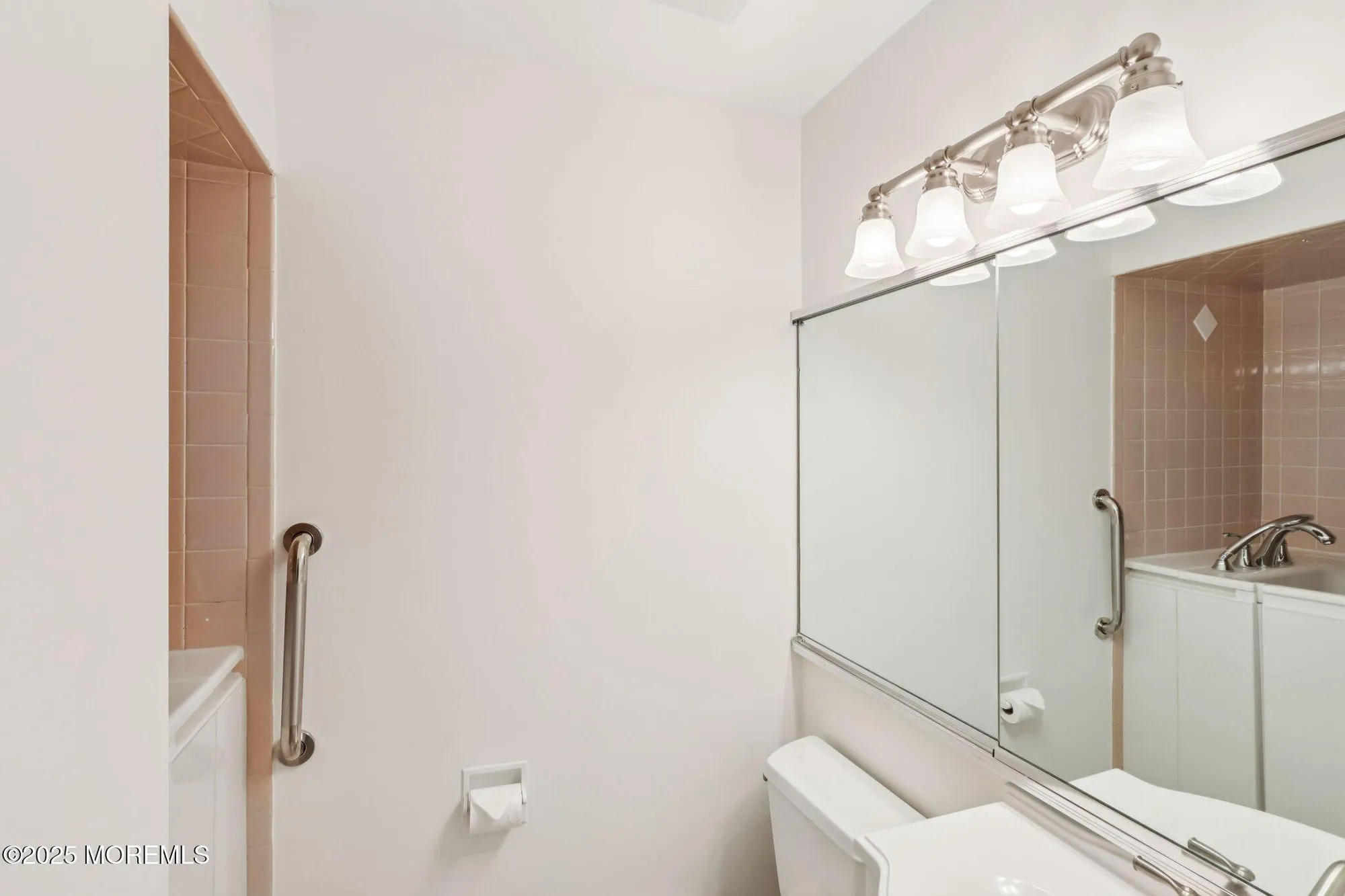 Property Slideshow image 18 of 45 | 150 amberly dr a, Manalapan, NJ, 07726