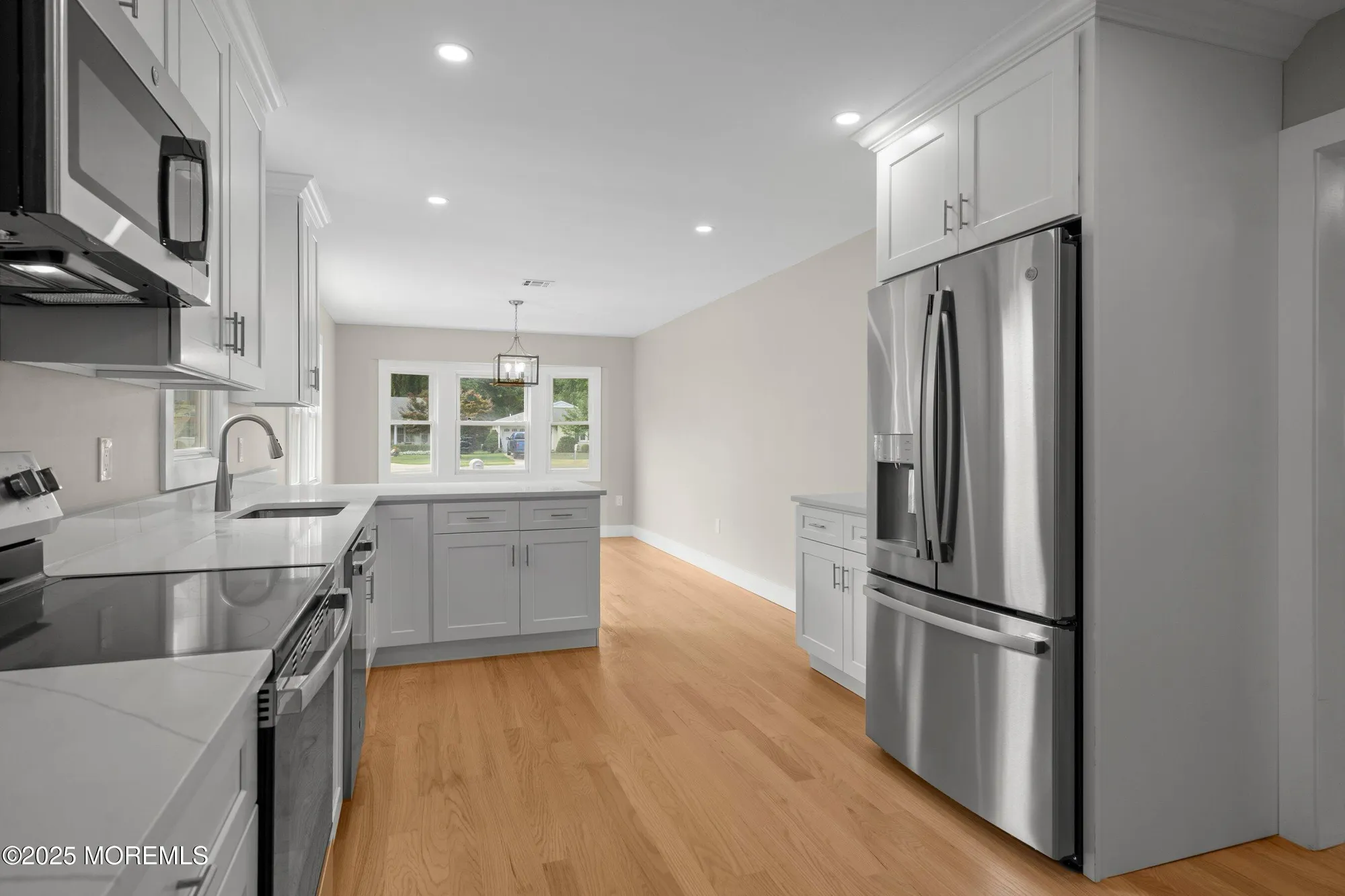 Property Slideshow image 15 of 48 | 97 yorkwood dr, Brick, NJ, 08723