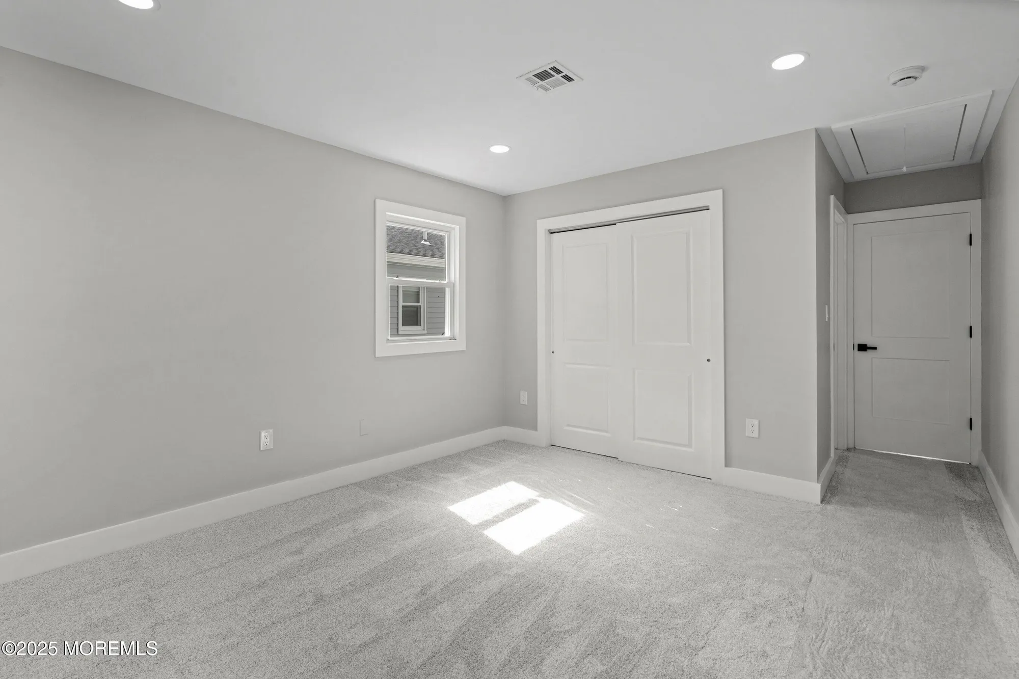 Property Slideshow image 21 of 48 | 97 yorkwood dr, Brick, NJ, 08723