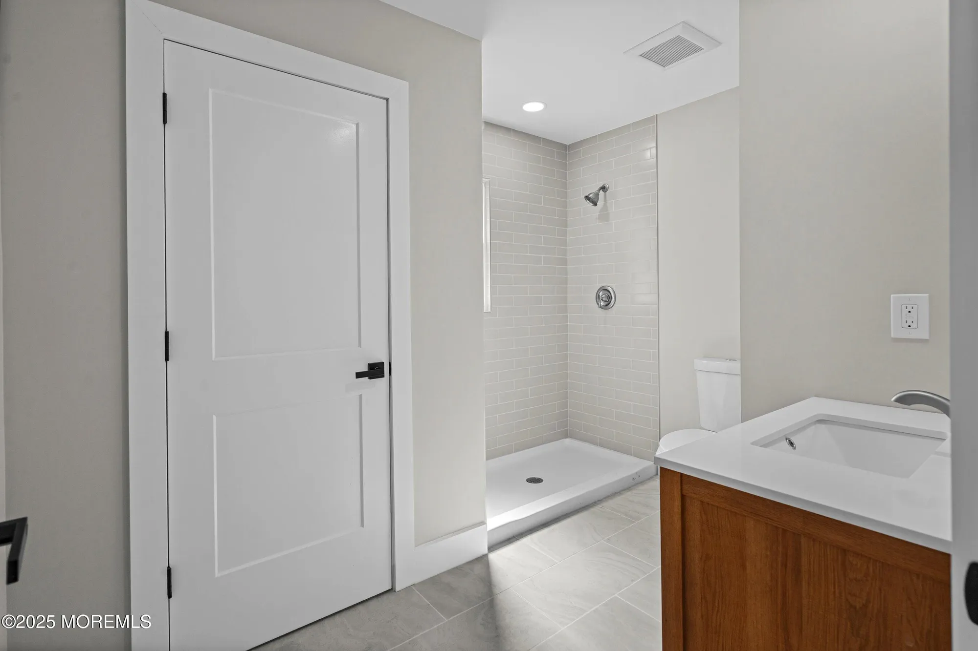 Property Slideshow image 23 of 48 | 97 yorkwood dr, Brick, NJ, 08723