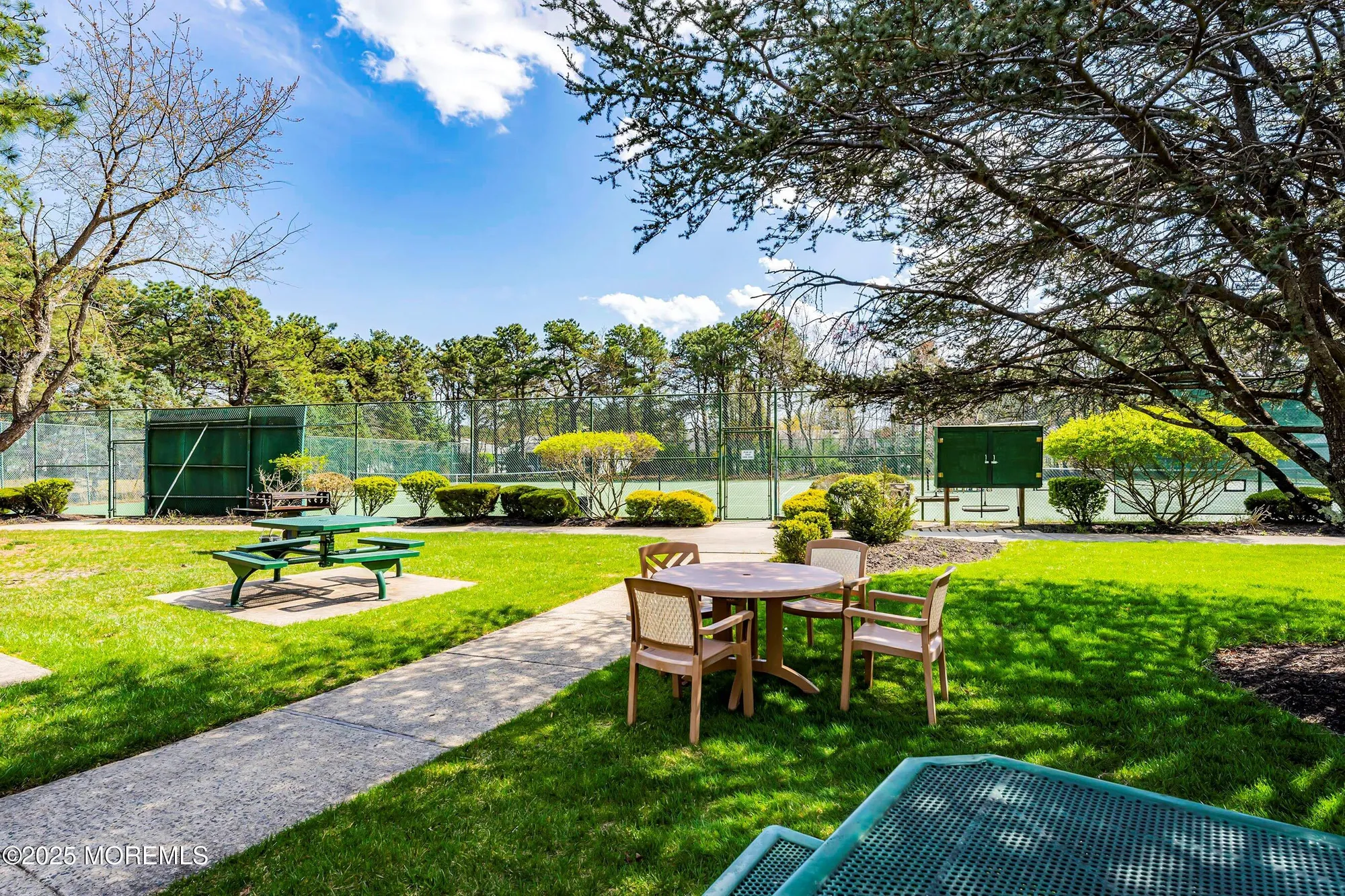 Property Slideshow image 41 of 48 | 97 yorkwood dr, Brick, NJ, 08723