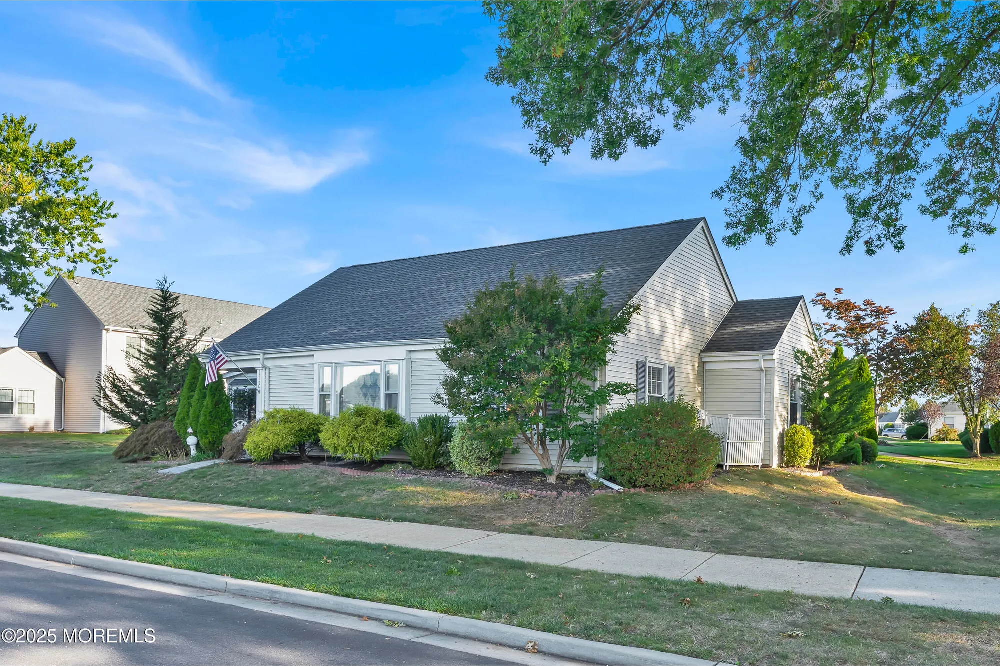 Property Slideshow image 2 of 25 | 176 rossmoor dr c, Monroe, NJ, 08831