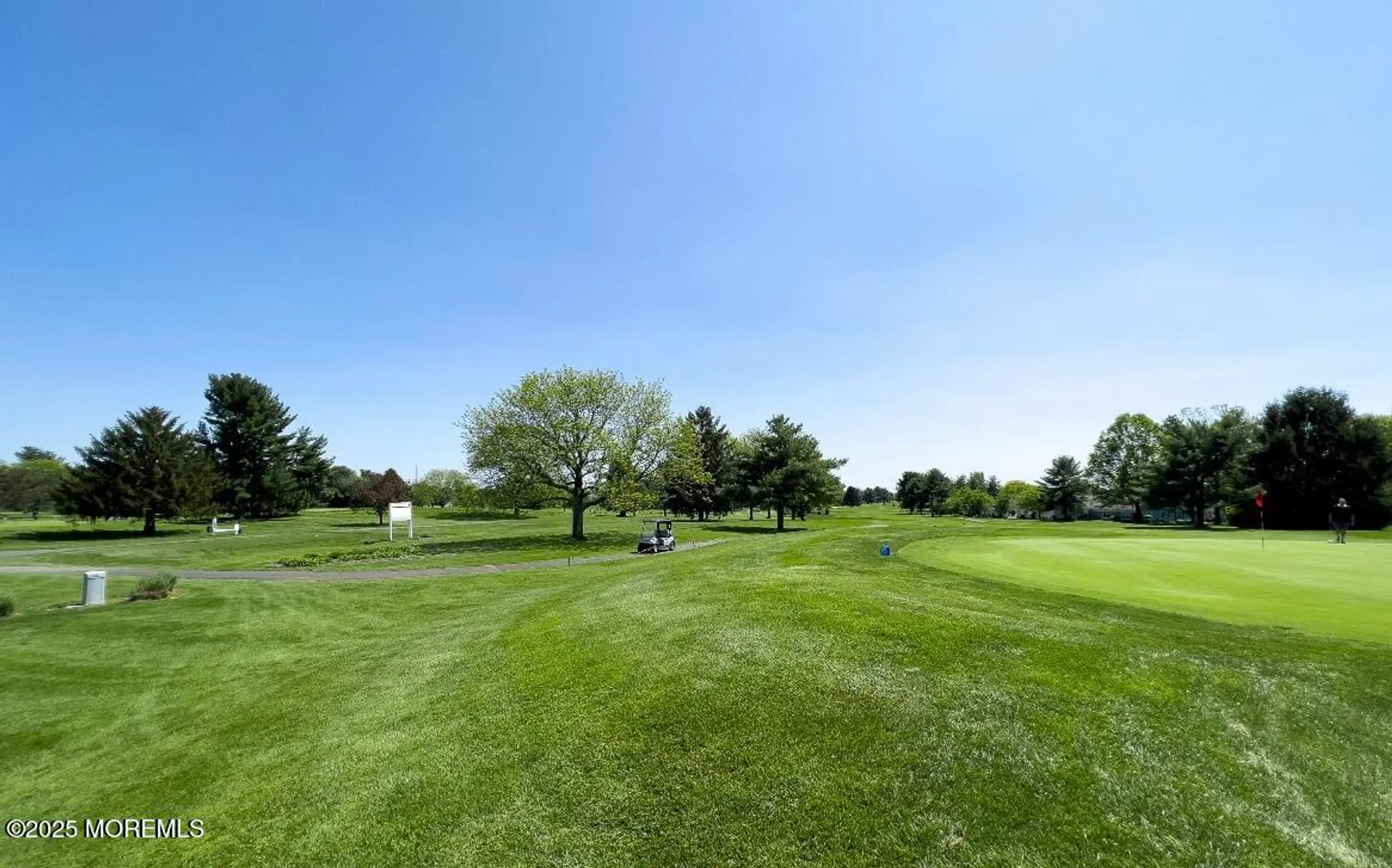 Property Slideshow image 22 of 25 | 176 rossmoor dr c, Monroe, NJ, 08831