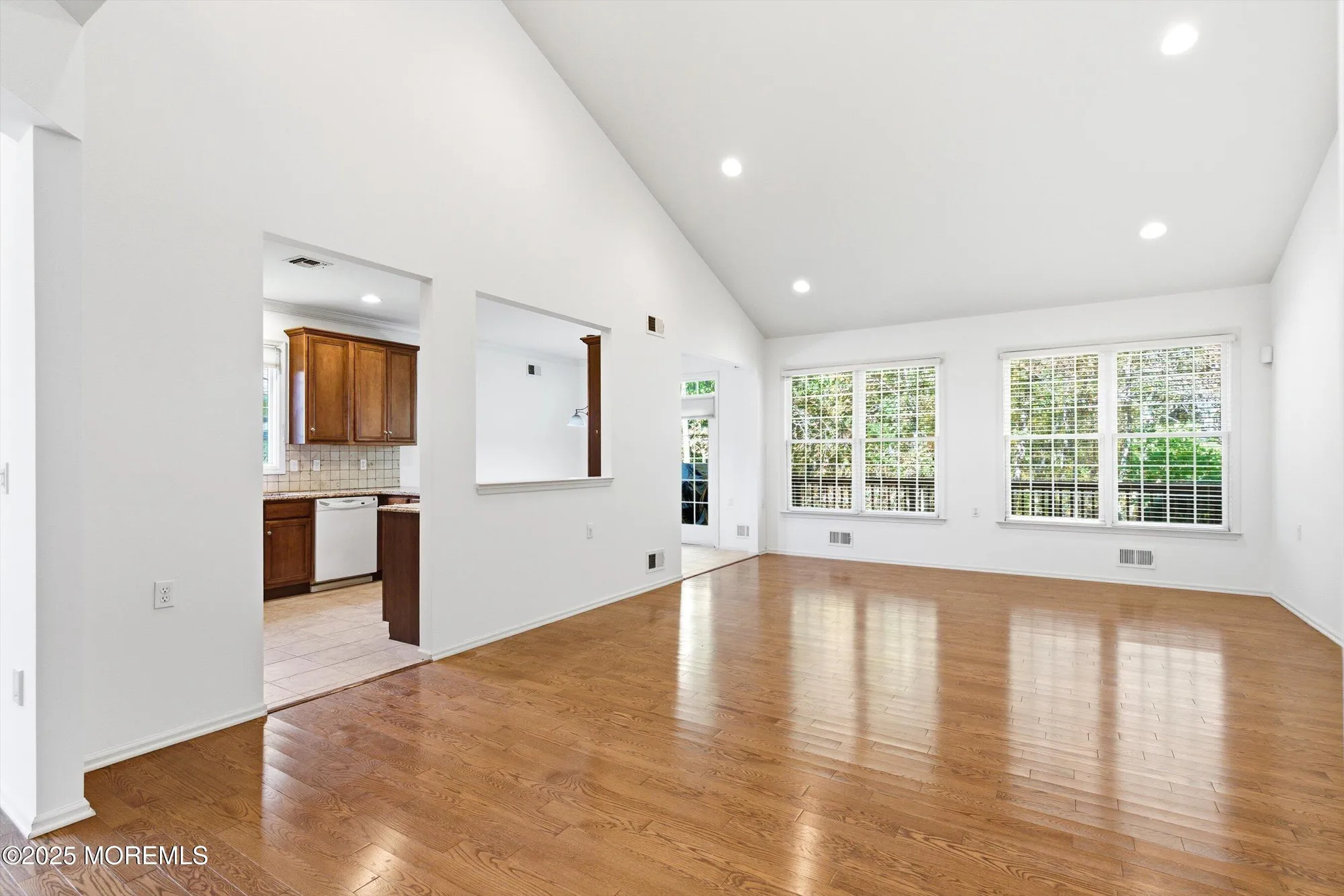 Property Slideshow image 12 of 45 | 11 rolling meadows blvd, Asbury Park, NJ, 07712