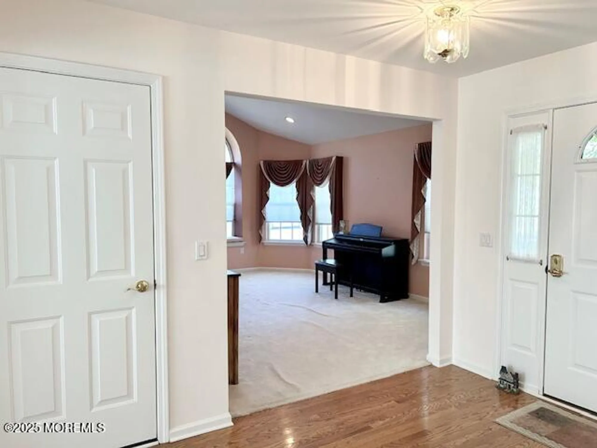 Property Slideshow image 3 of 19 | 2430 woodbine ln, Toms River, NJ, 08755