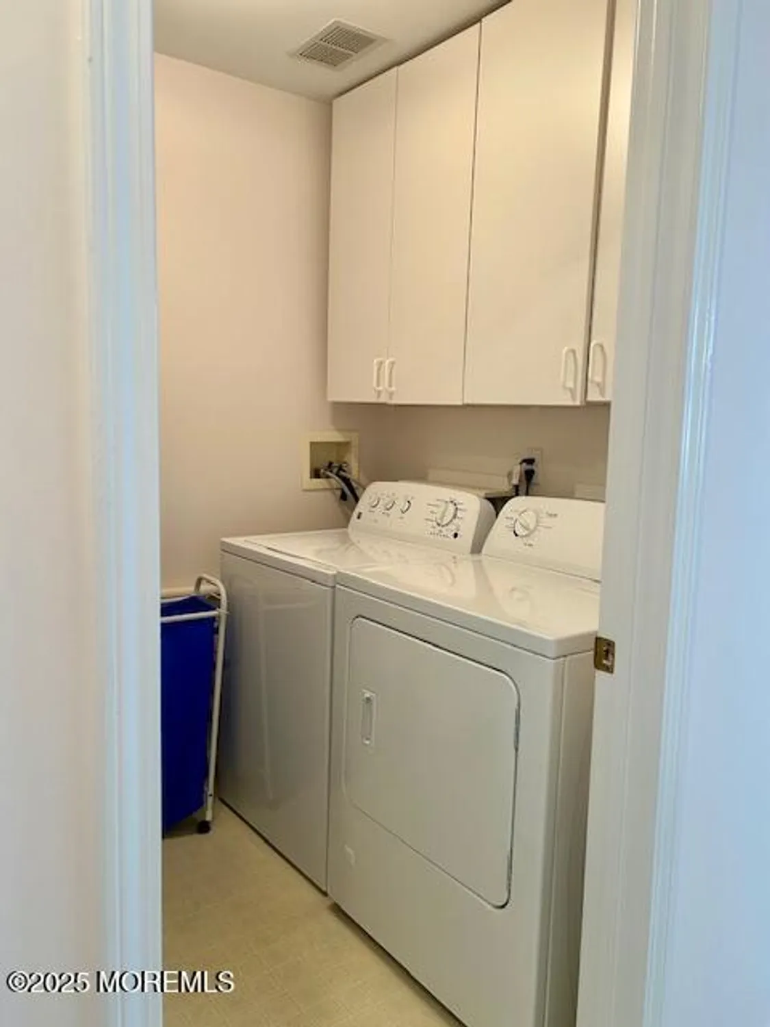 Property Slideshow image 17 of 19 | 2430 woodbine ln, Toms River, NJ, 08755