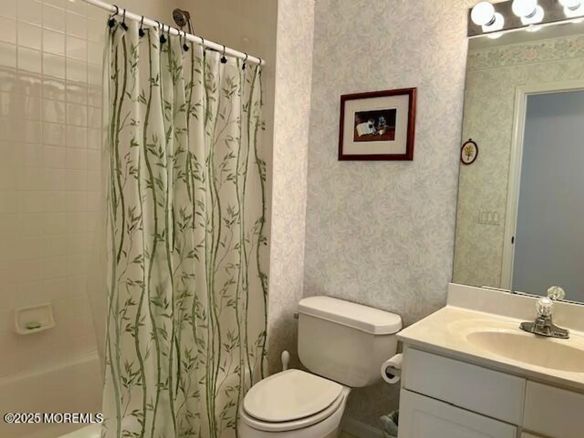 Property Slideshow image 16 of 19 | 2430 woodbine ln, Toms River, NJ, 08755