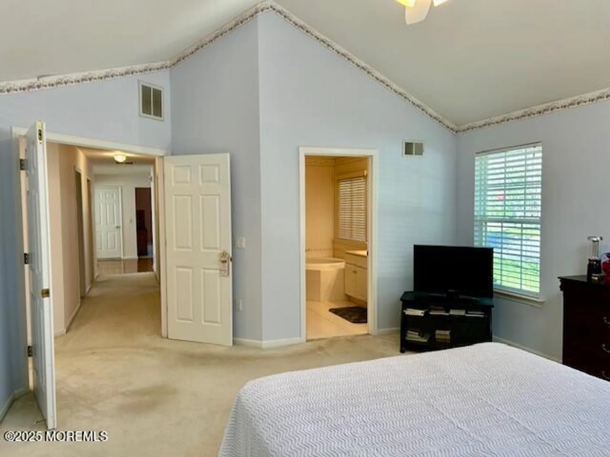 Property Slideshow image 12 of 19 | 2430 woodbine ln, Toms River, NJ, 08755