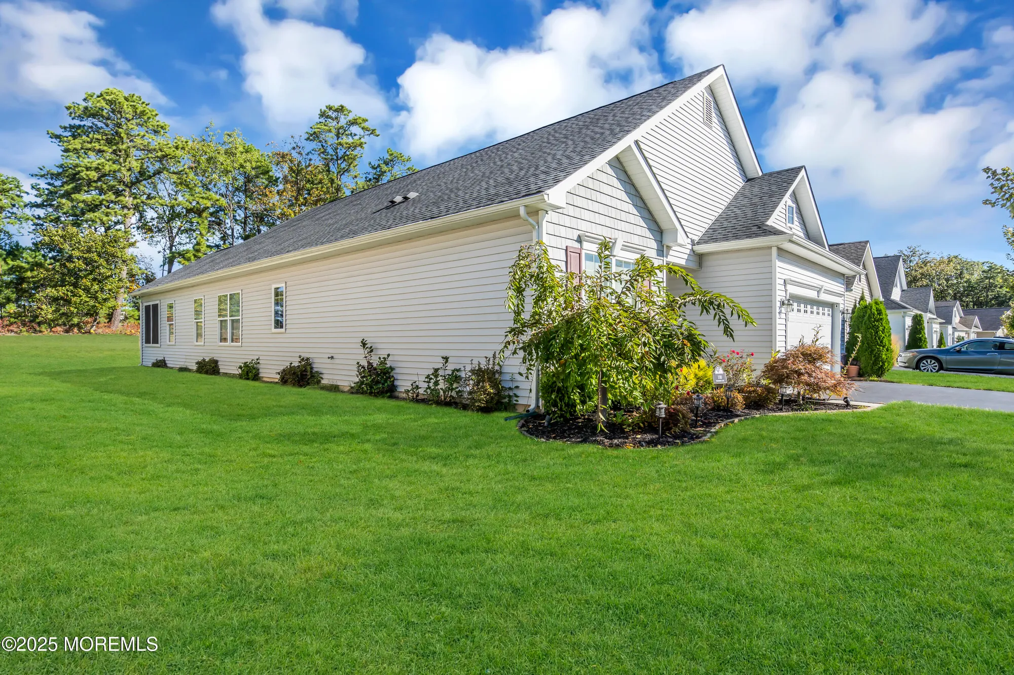 Property Slideshow image 12 of 44 | 100 woodside ln, Whiting, NJ, 08759