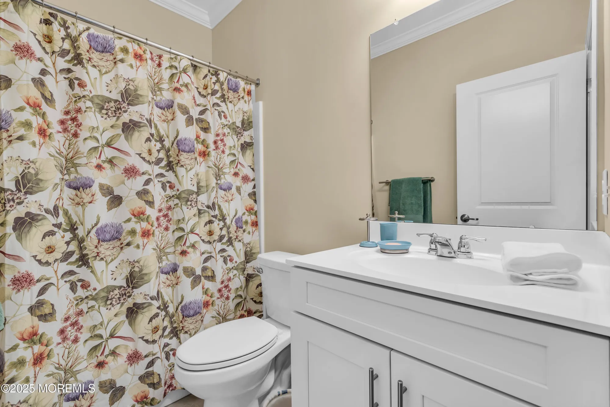 Property Slideshow image 17 of 44 | 100 woodside ln, Whiting, NJ, 08759