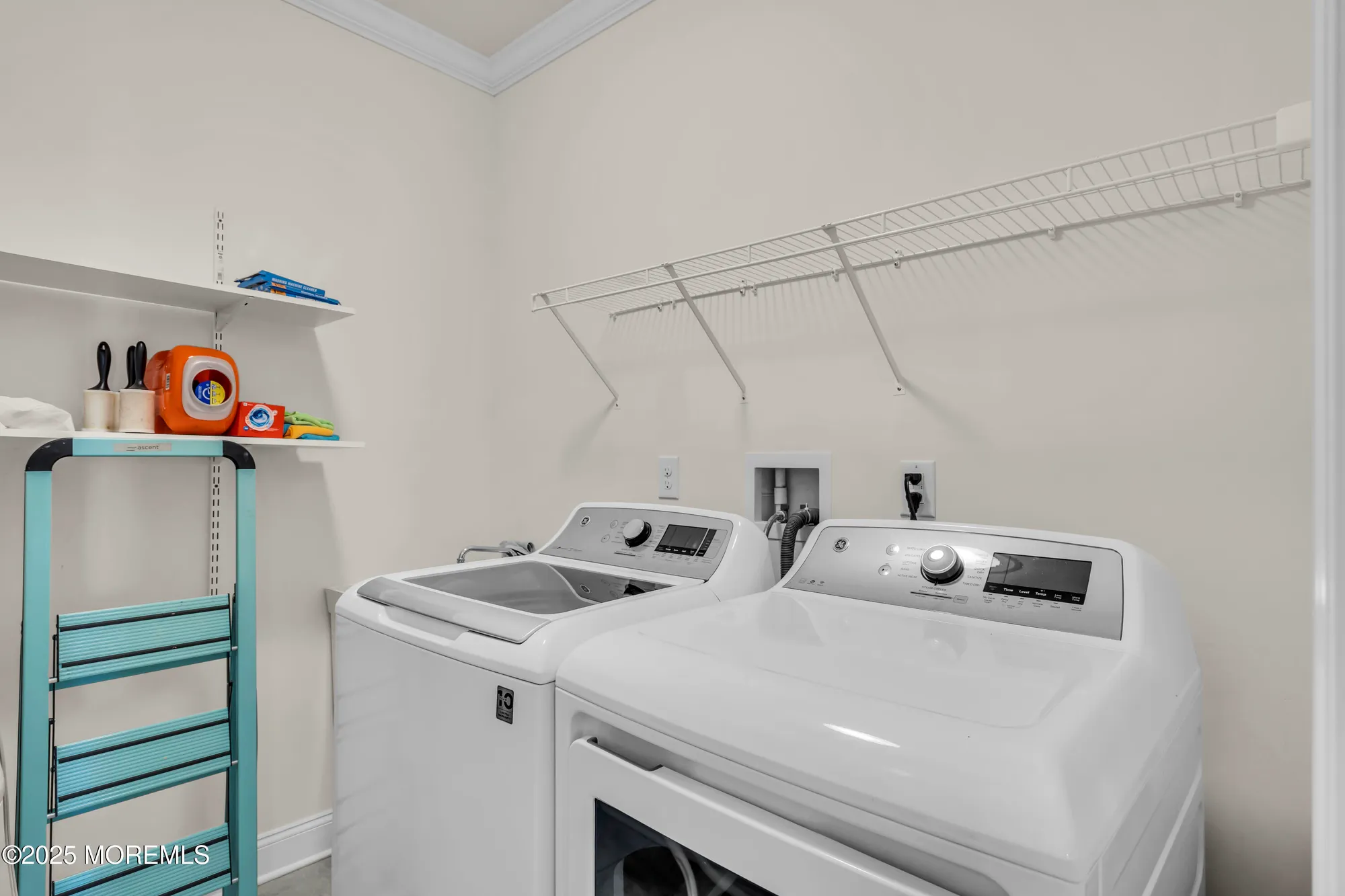 Property Slideshow image 20 of 44 | 100 woodside ln, Whiting, NJ, 08759