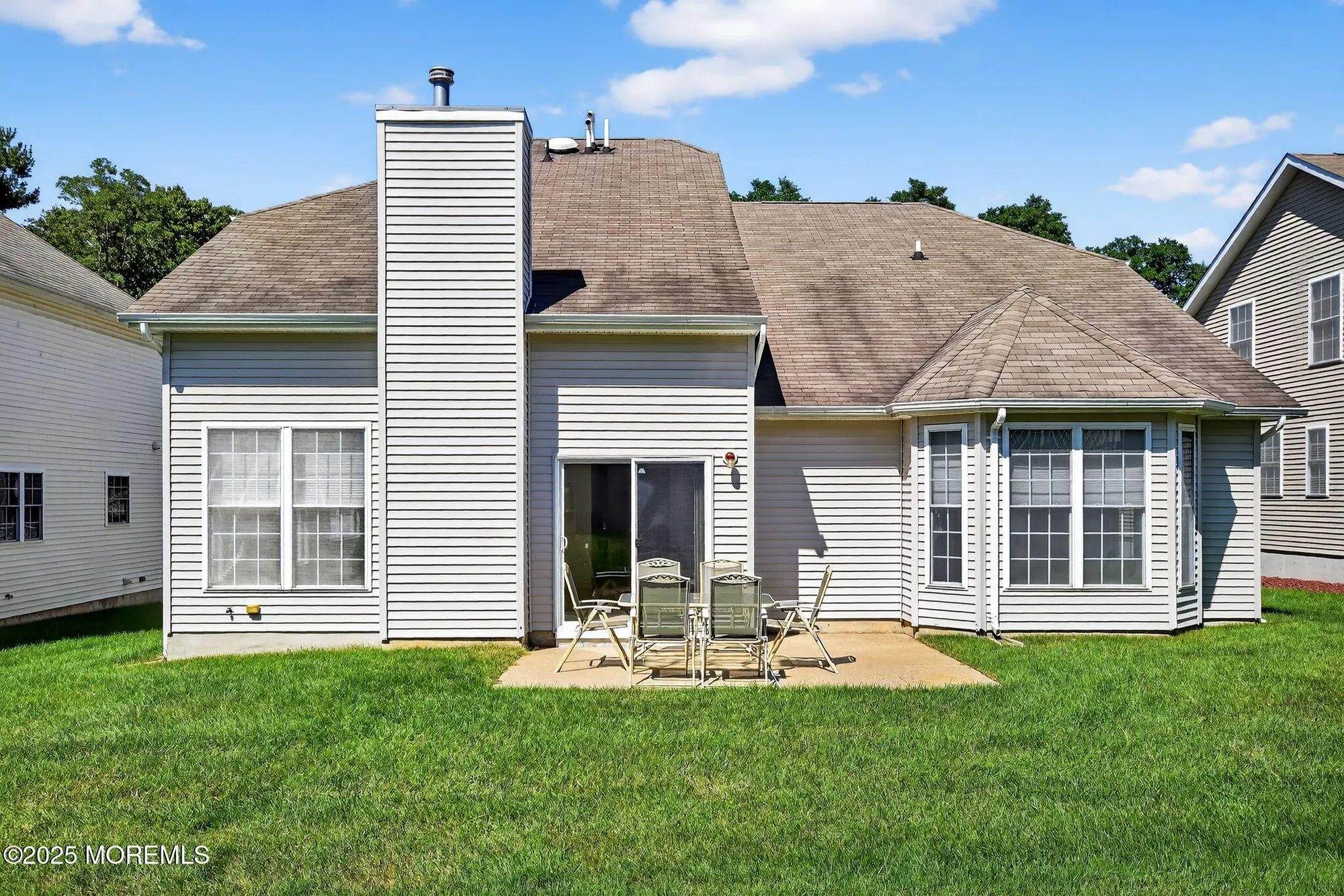 Property Slideshow image 4 of 32 | 211 bradwick way, Marlboro, NJ, 07746