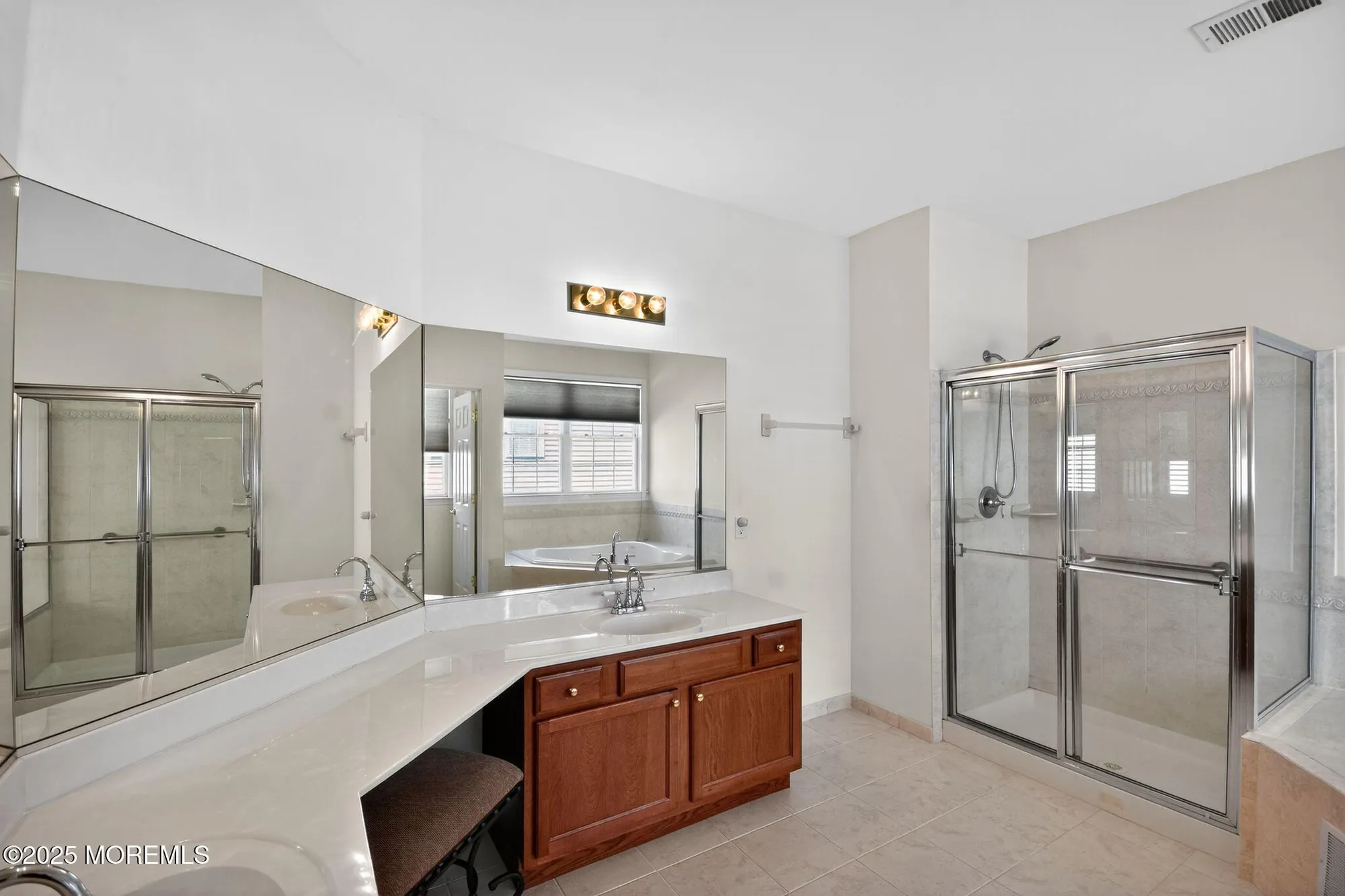 Property Slideshow image 19 of 32 | 211 bradwick way, Marlboro, NJ, 07746