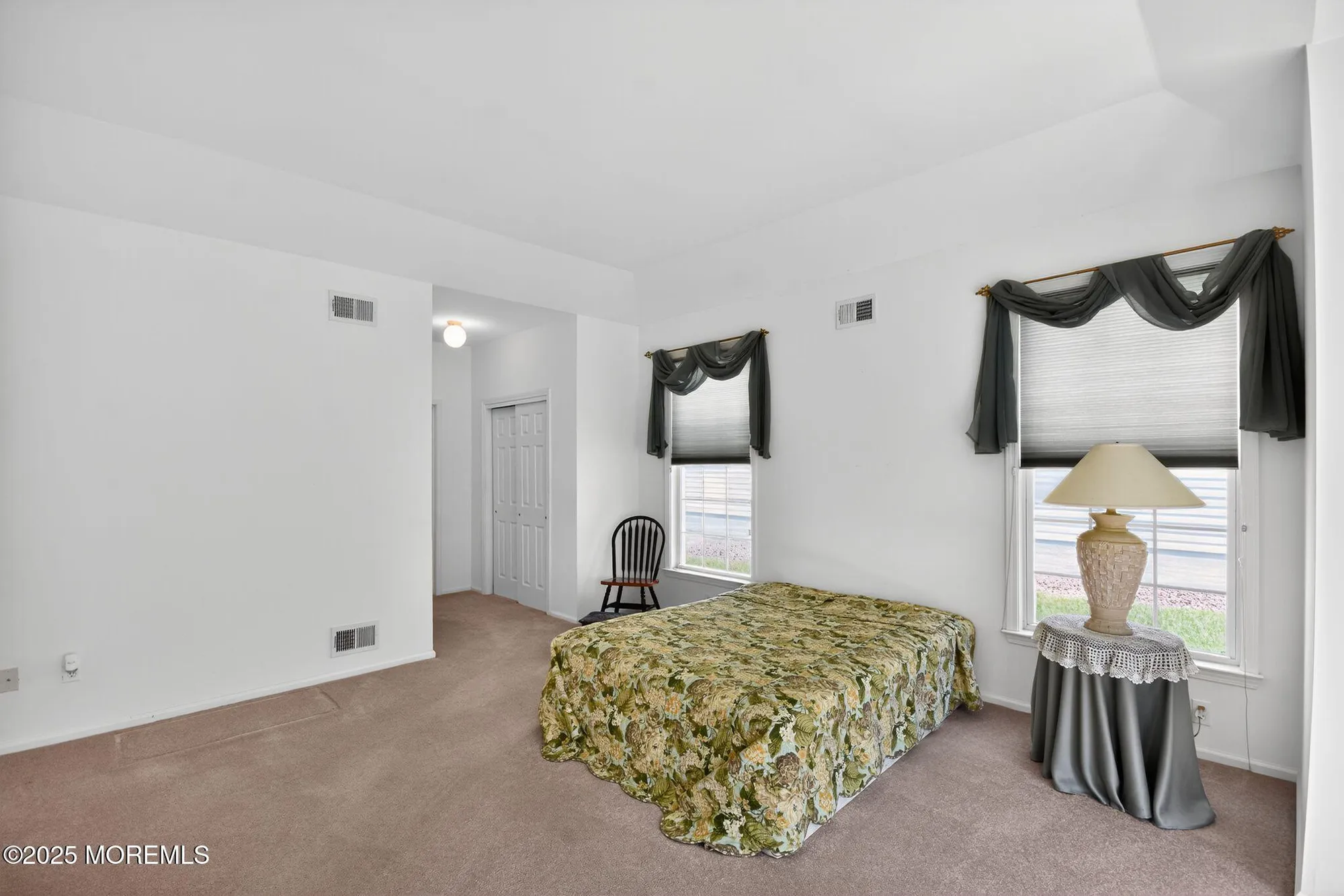 Property Slideshow image 14 of 32 | 211 bradwick way, Marlboro, NJ, 07746