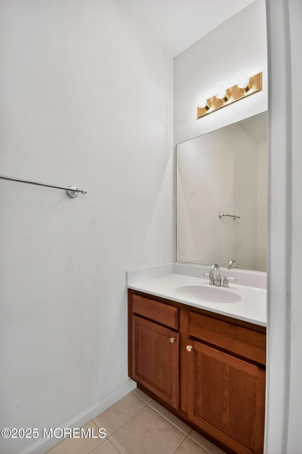 Property Slideshow image 24 of 32 | 211 bradwick way, Marlboro, NJ, 07746