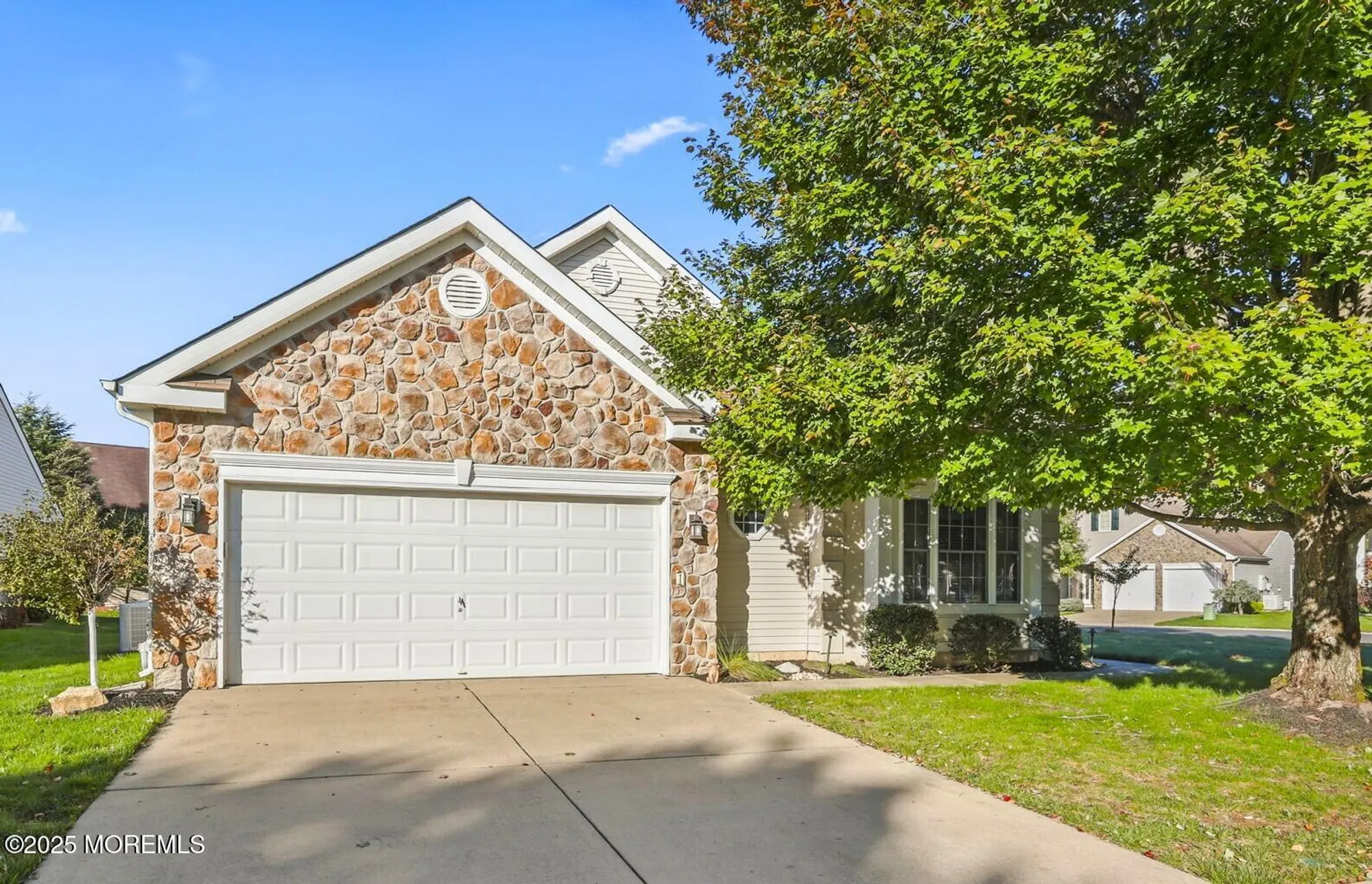 Property Slideshow image 1 of 44 | 1 saint andrews rd, Jackson, NJ, 08527