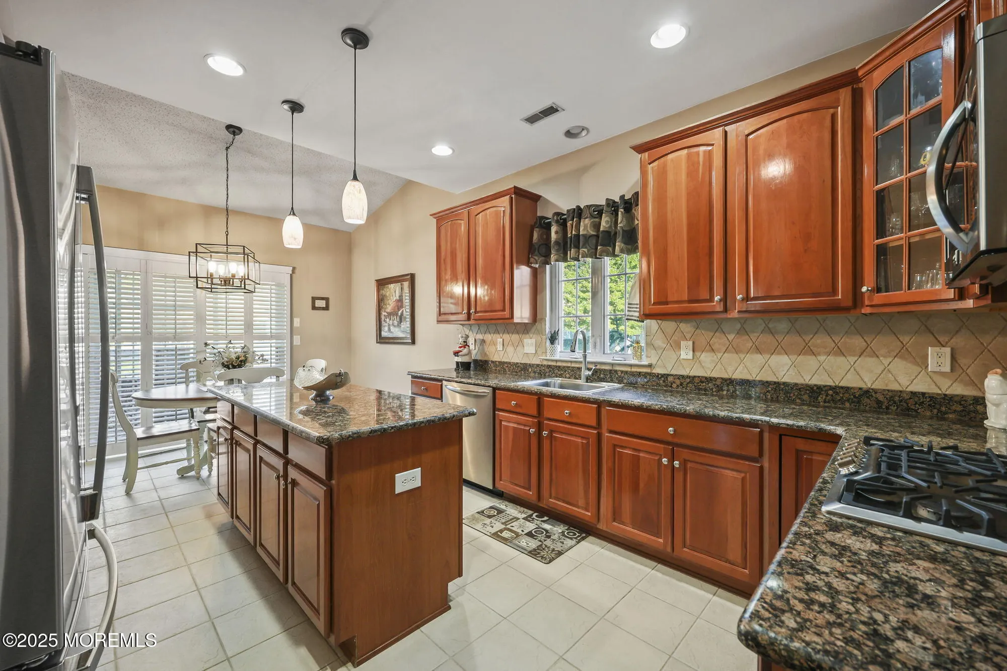 Property Slideshow image 11 of 44 | 1 saint andrews rd, Jackson, NJ, 08527