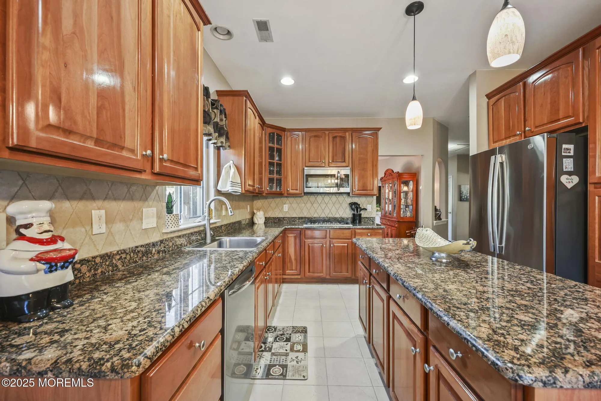 Property Slideshow image 10 of 44 | 1 saint andrews rd, Jackson, NJ, 08527