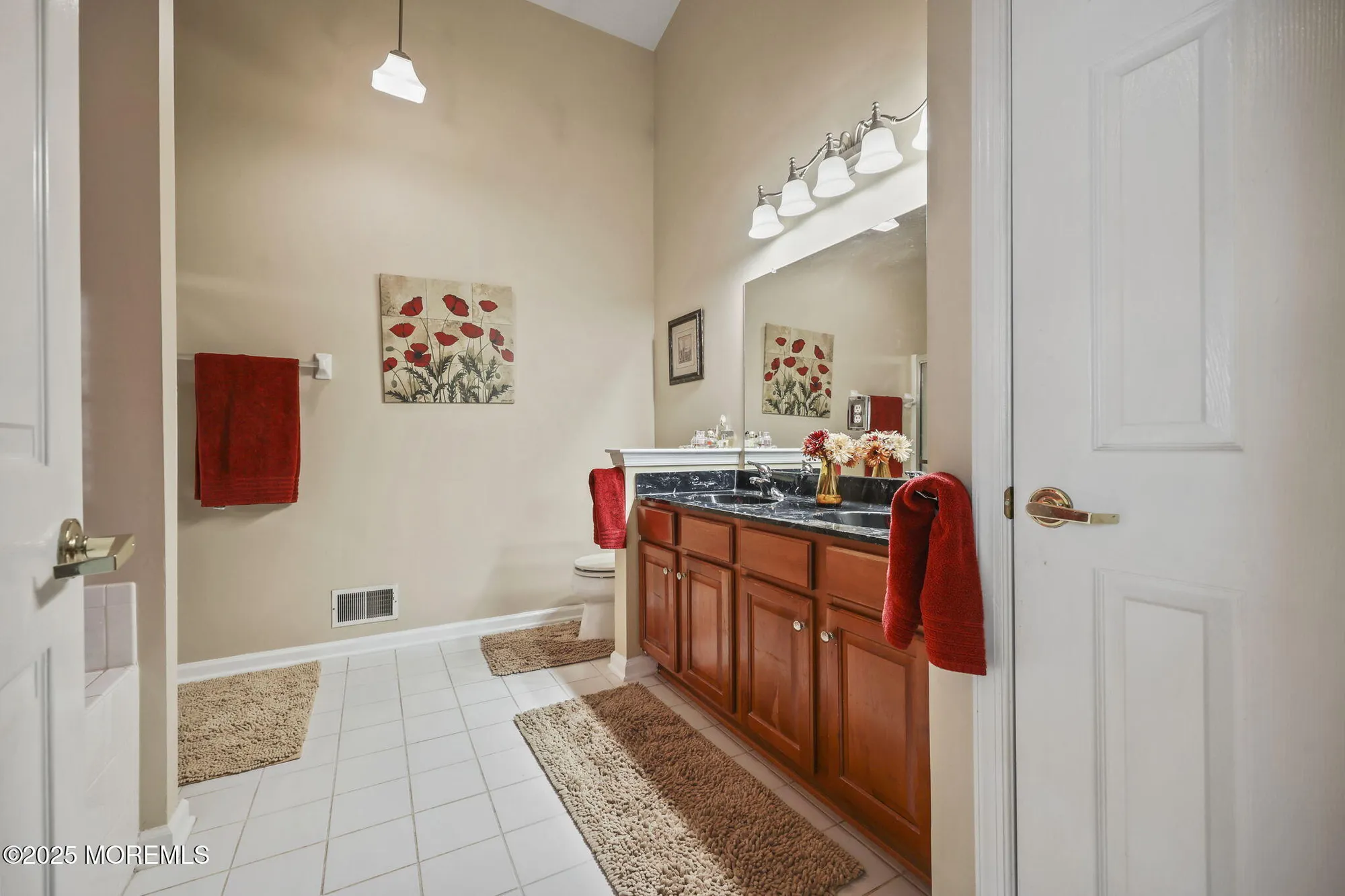 Property Slideshow image 23 of 44 | 1 saint andrews rd, Jackson, NJ, 08527