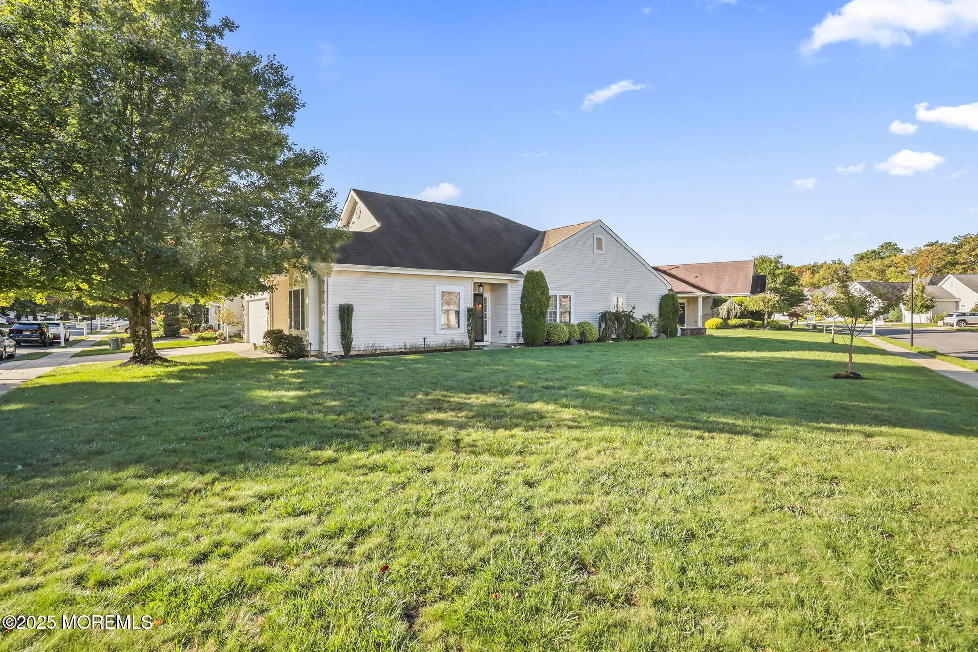 Property Slideshow image 30 of 44 | 1 saint andrews rd, Jackson, NJ, 08527