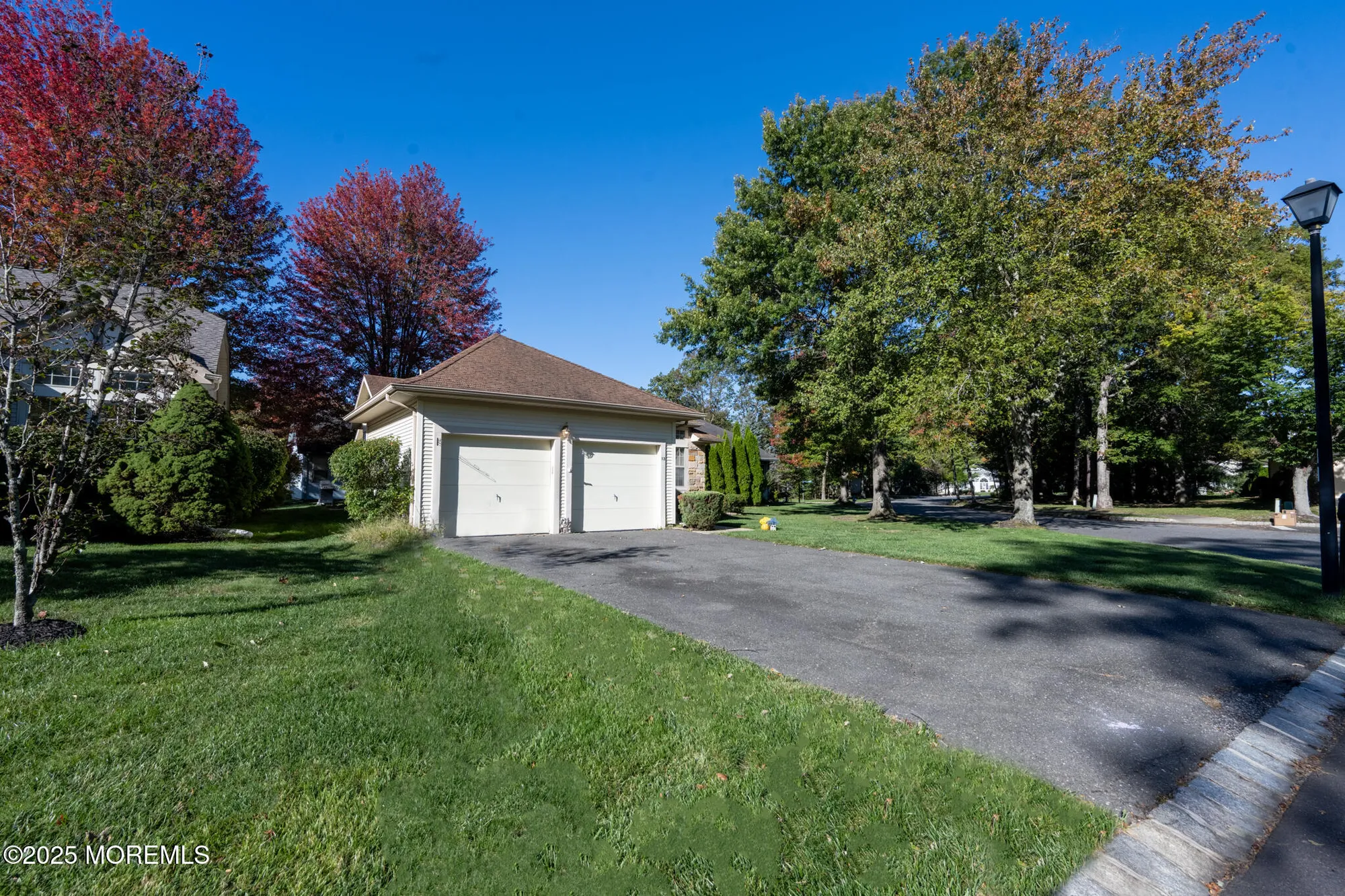 Property Slideshow image 3 of 15 | 13 sedgwick sq, Jackson, NJ, 08527