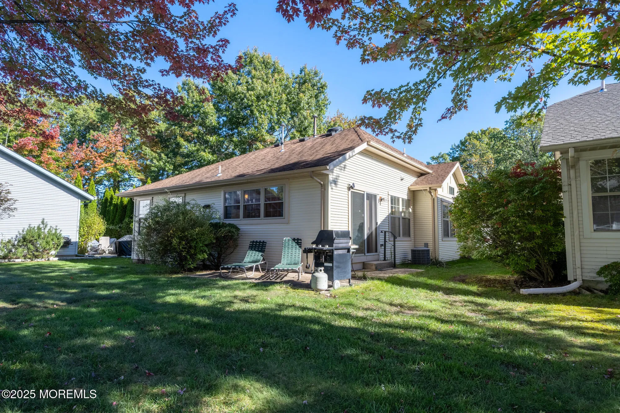 Property Slideshow image 14 of 15 | 13 sedgwick sq, Jackson, NJ, 08527