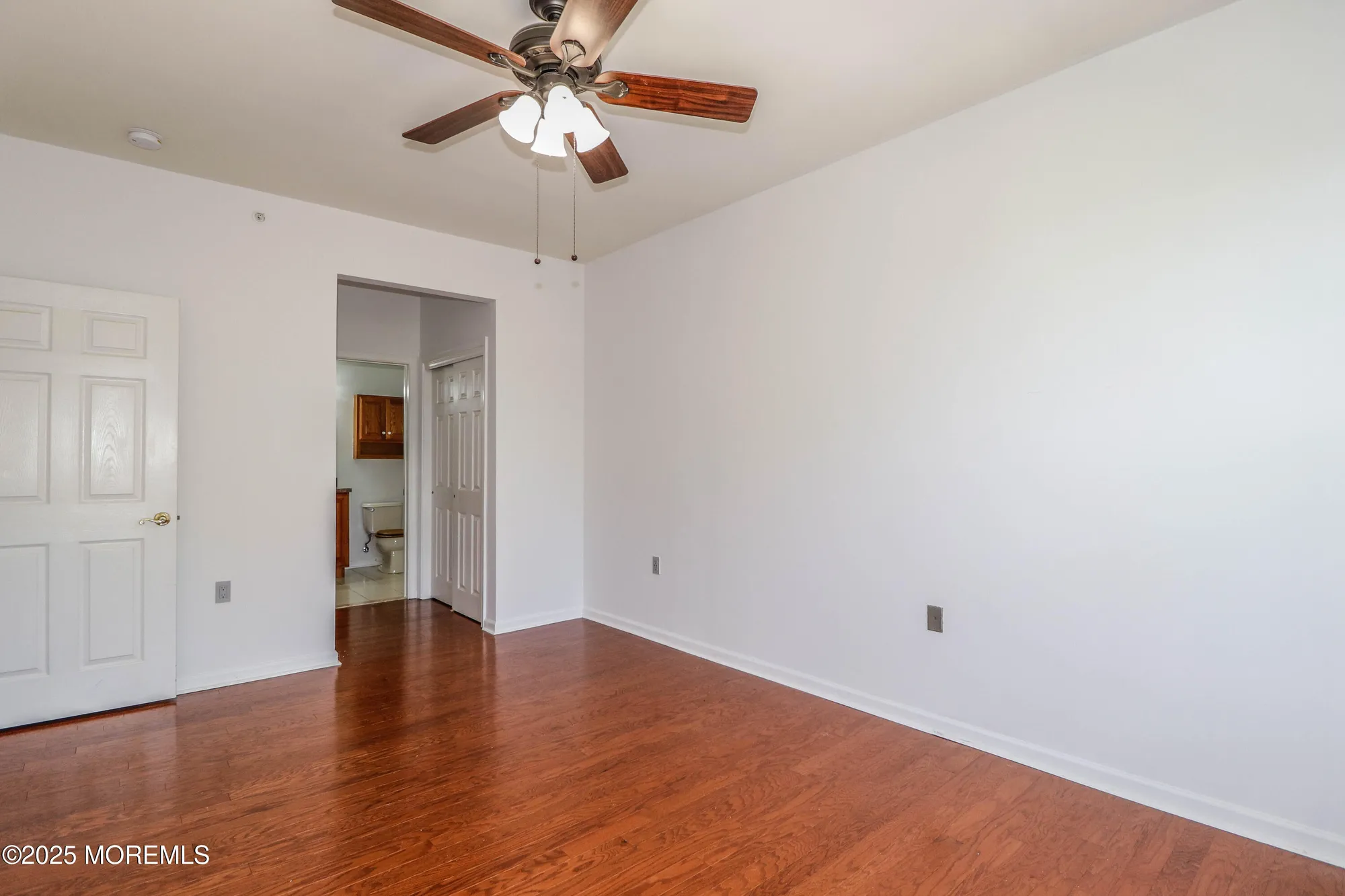 Property Slideshow image 18 of 29 | 439 sophee ln, Lakewood, NJ, 08701