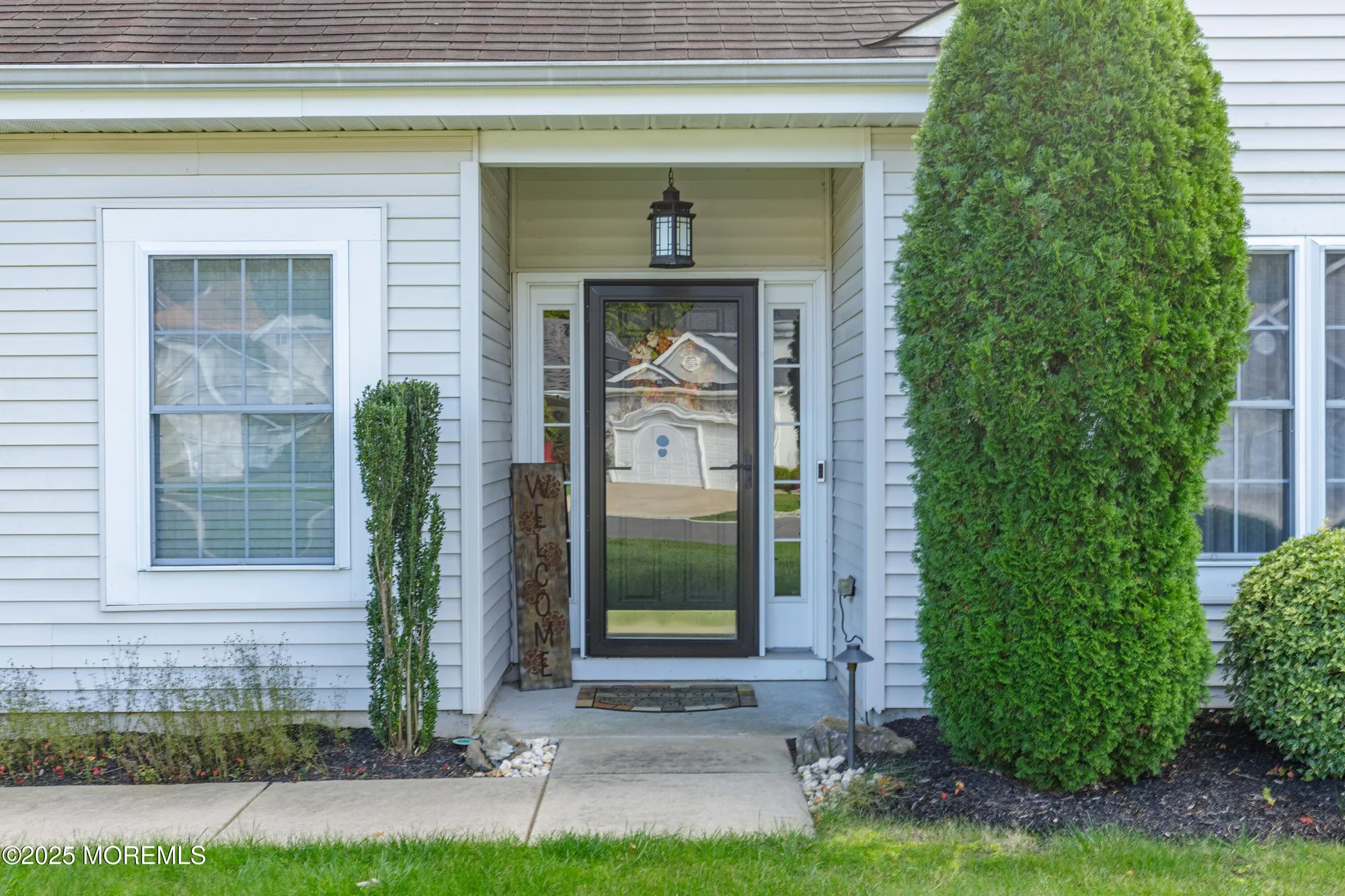 Property Slideshow image 3 of 44 | 1 saint andrews rd, Jackson, NJ, 08527