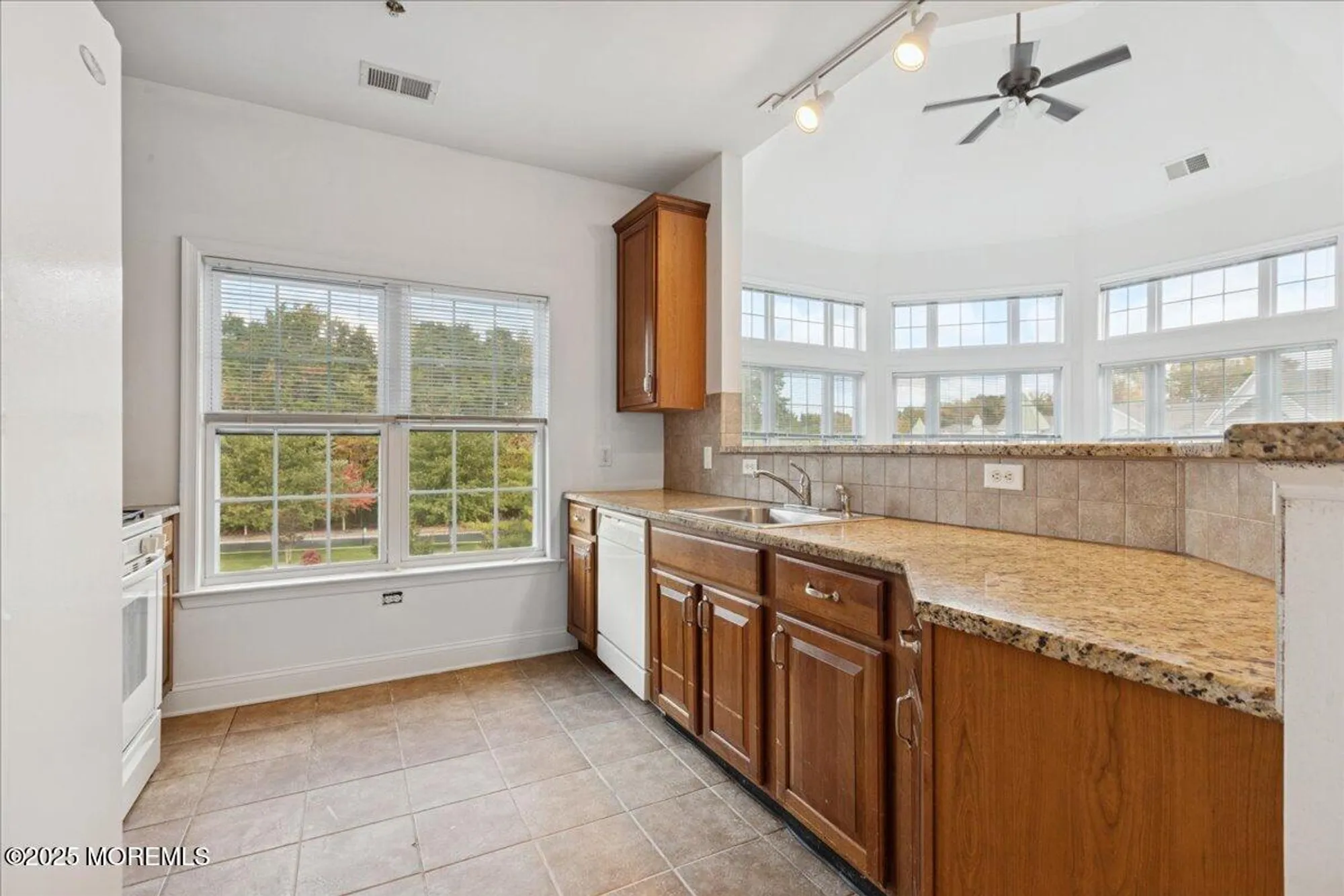 Property Slideshow image 13 of 24 | 7317 falston cir # 7317, Old Bridge, NJ, 08857