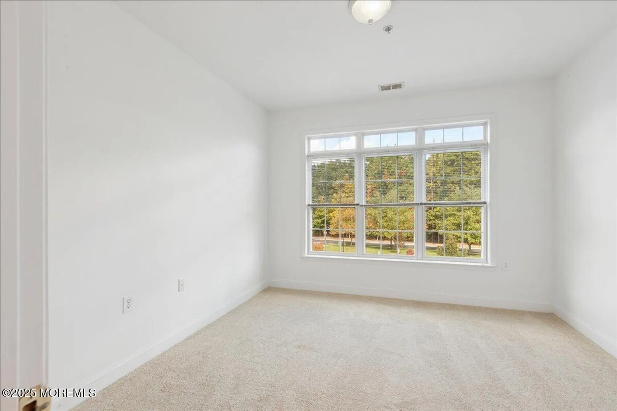 Property Slideshow image 19 of 24 | 7317 falston cir # 7317, Old Bridge, NJ, 08857