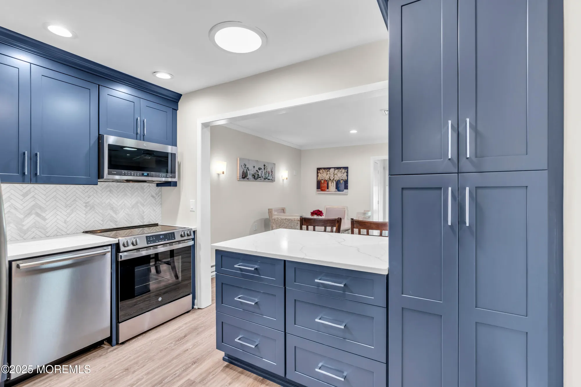 Property Slideshow image 9 of 32 | 22 claremont ct, Red Bank, NJ, 07701