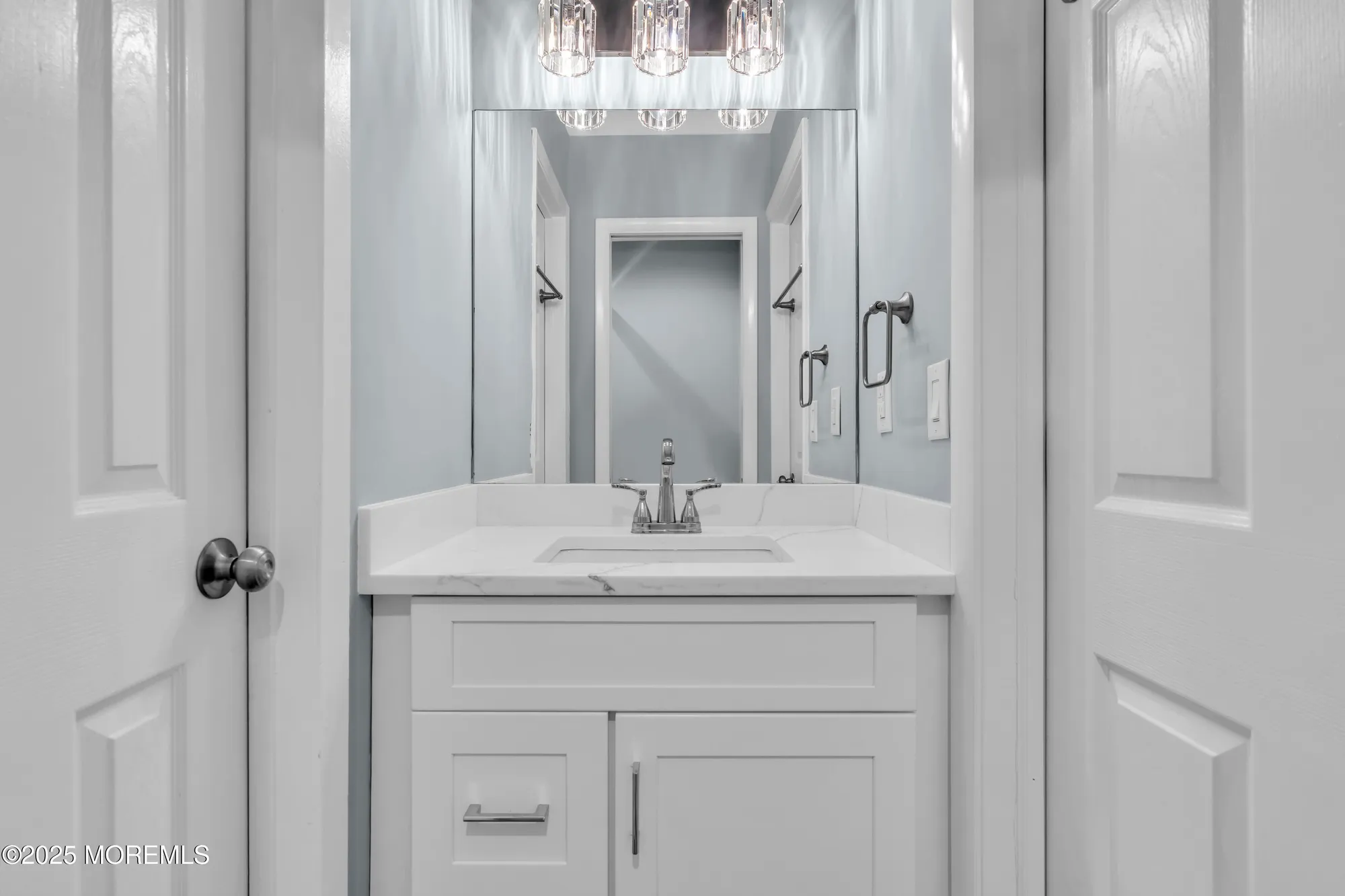 Property Slideshow image 4 of 32 | 22 claremont ct, Red Bank, NJ, 07701