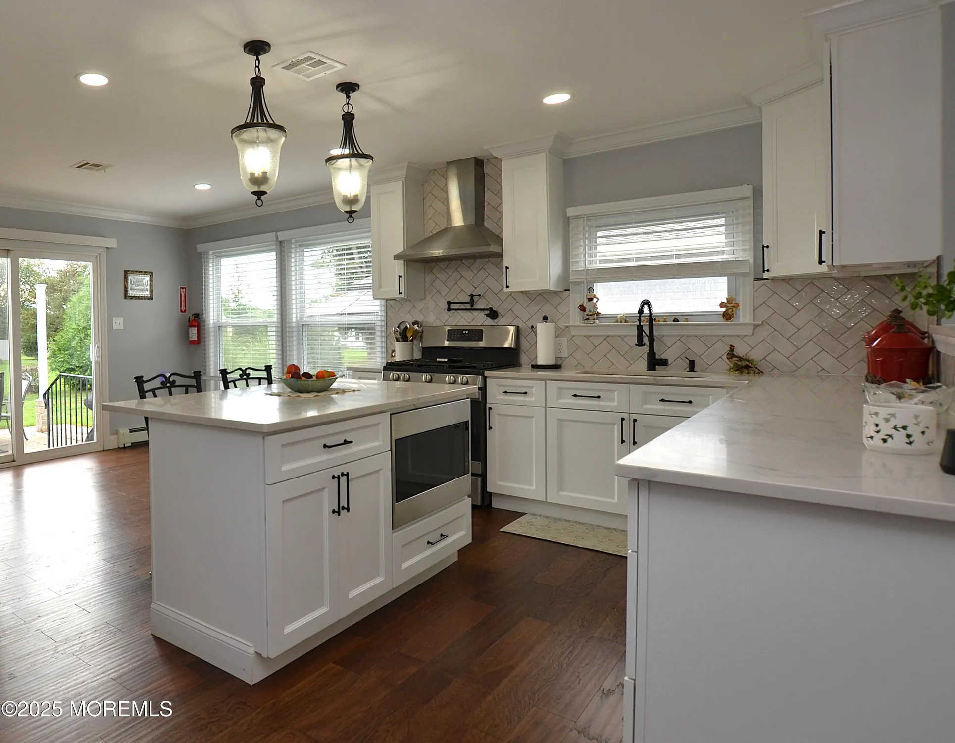 Property Slideshow image 10 of 32 | 63 puerto vallarta st, Toms River, NJ, 08757
