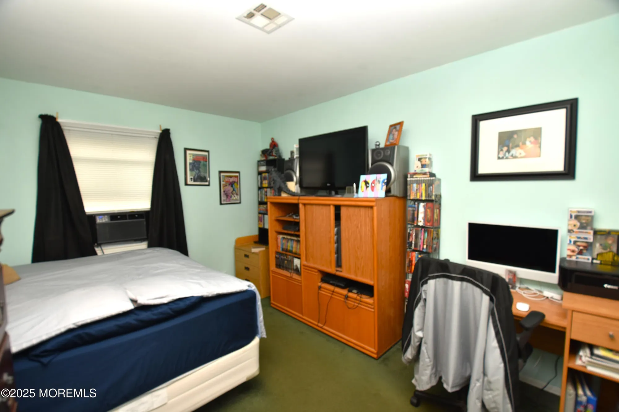 Property Slideshow image 11 of 20 | 289 costa mesa dr, Toms River, NJ, 08757