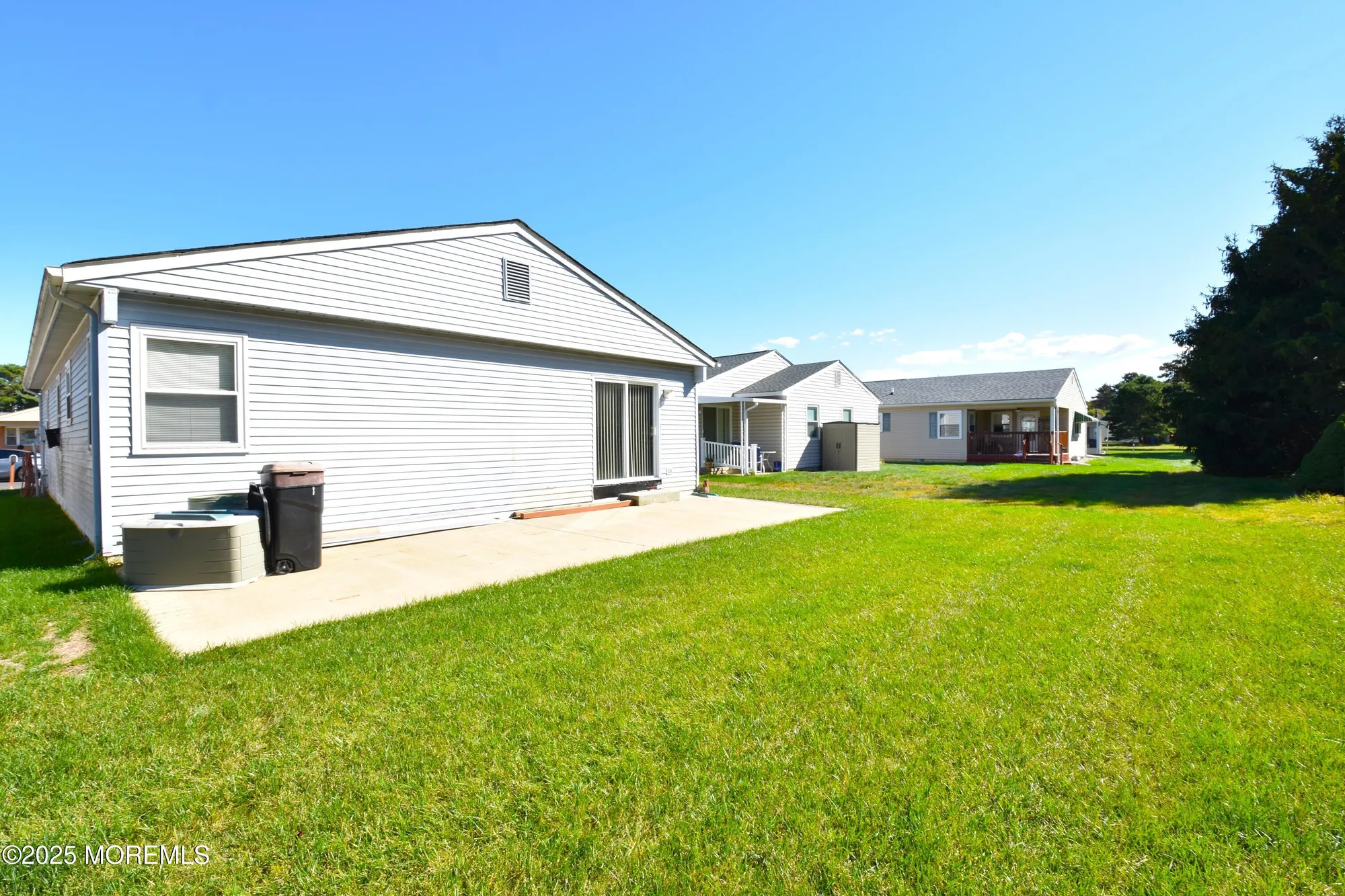 Property Slideshow image 17 of 20 | 289 costa mesa dr, Toms River, NJ, 08757