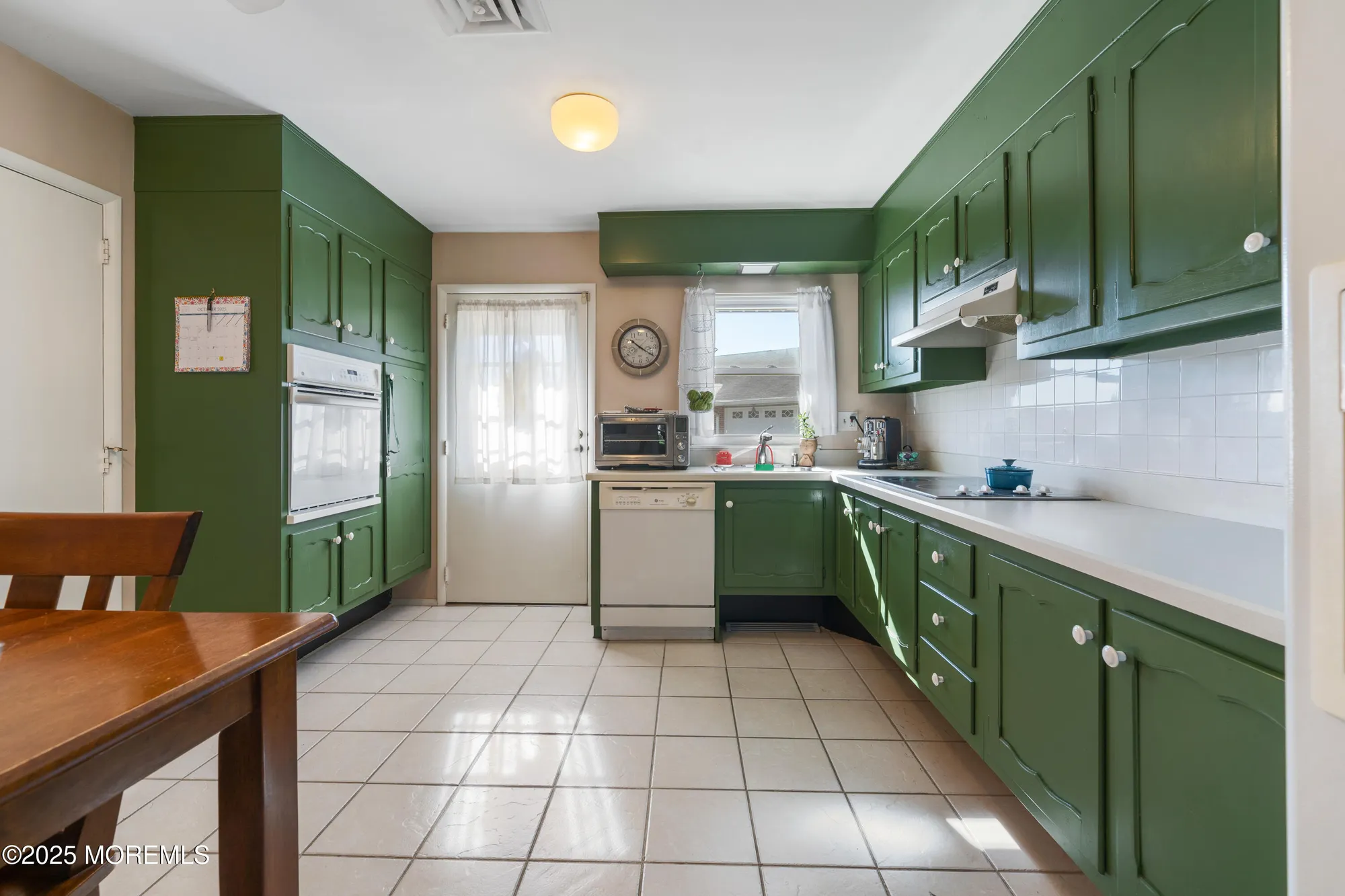 Property Slideshow image 4 of 20 | 677b new castle ct, Lakewood, NJ, 08701