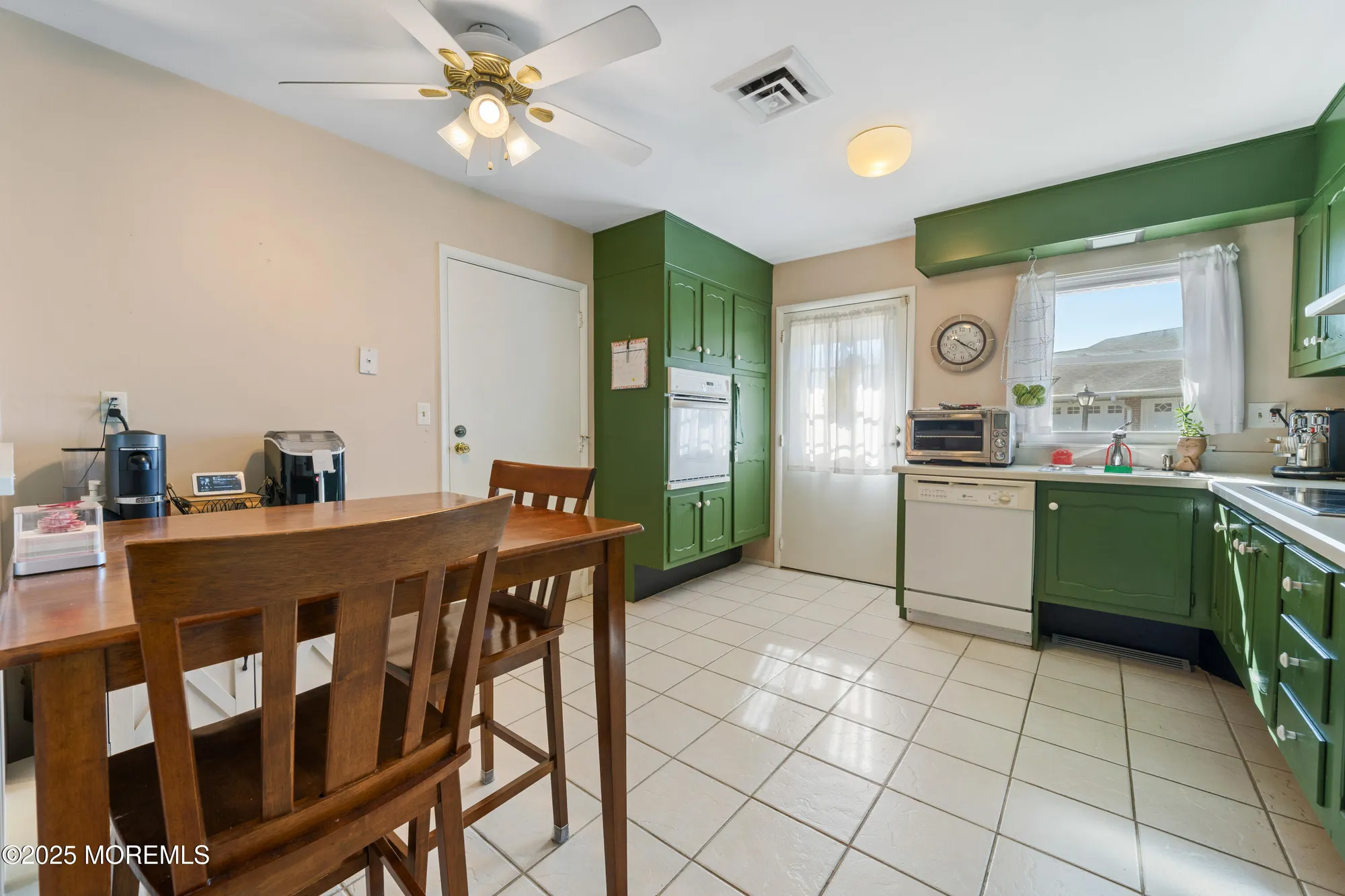 Property Slideshow image 5 of 20 | 677b new castle ct, Lakewood, NJ, 08701