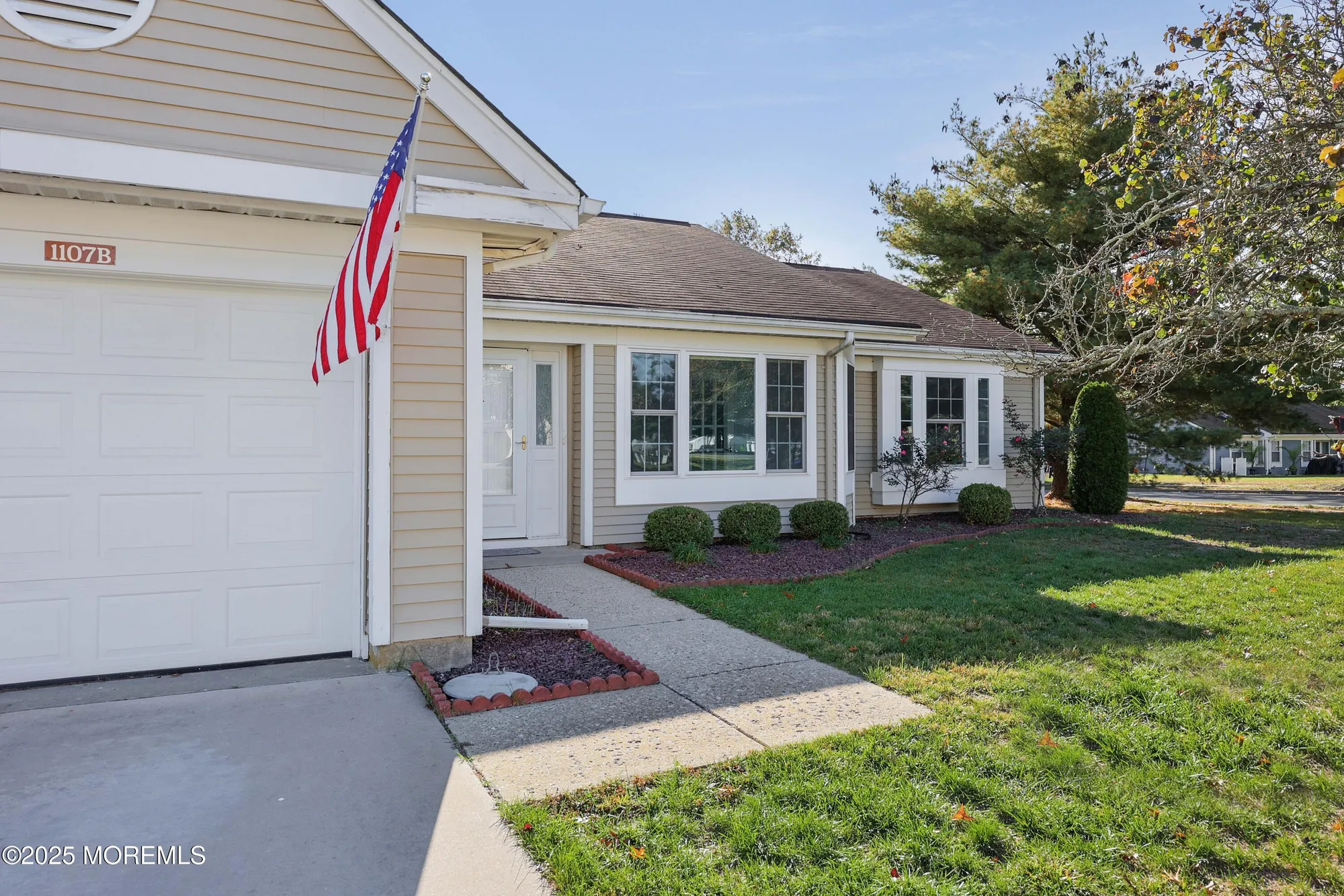 Property Slideshow image 2 of 35 | 1107b buckingham dr, Manchester, NJ, 08759