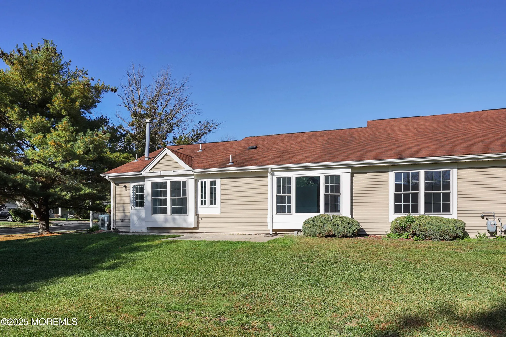 Property Slideshow image 32 of 35 | 1107b buckingham dr, Manchester, NJ, 08759