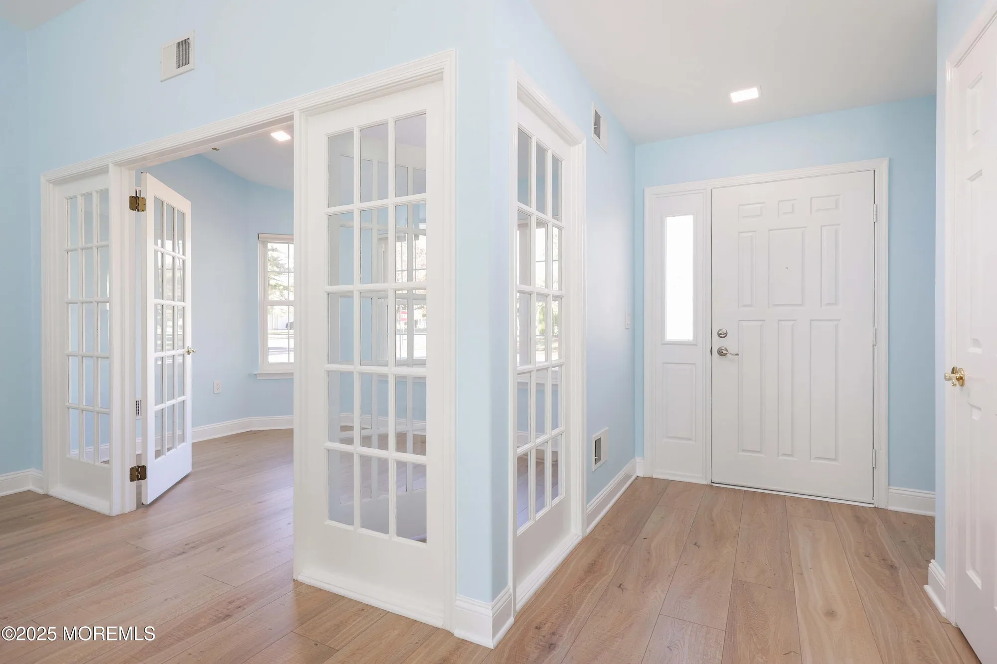 Property Slideshow image 6 of 35 | 1107b buckingham dr, Manchester, NJ, 08759