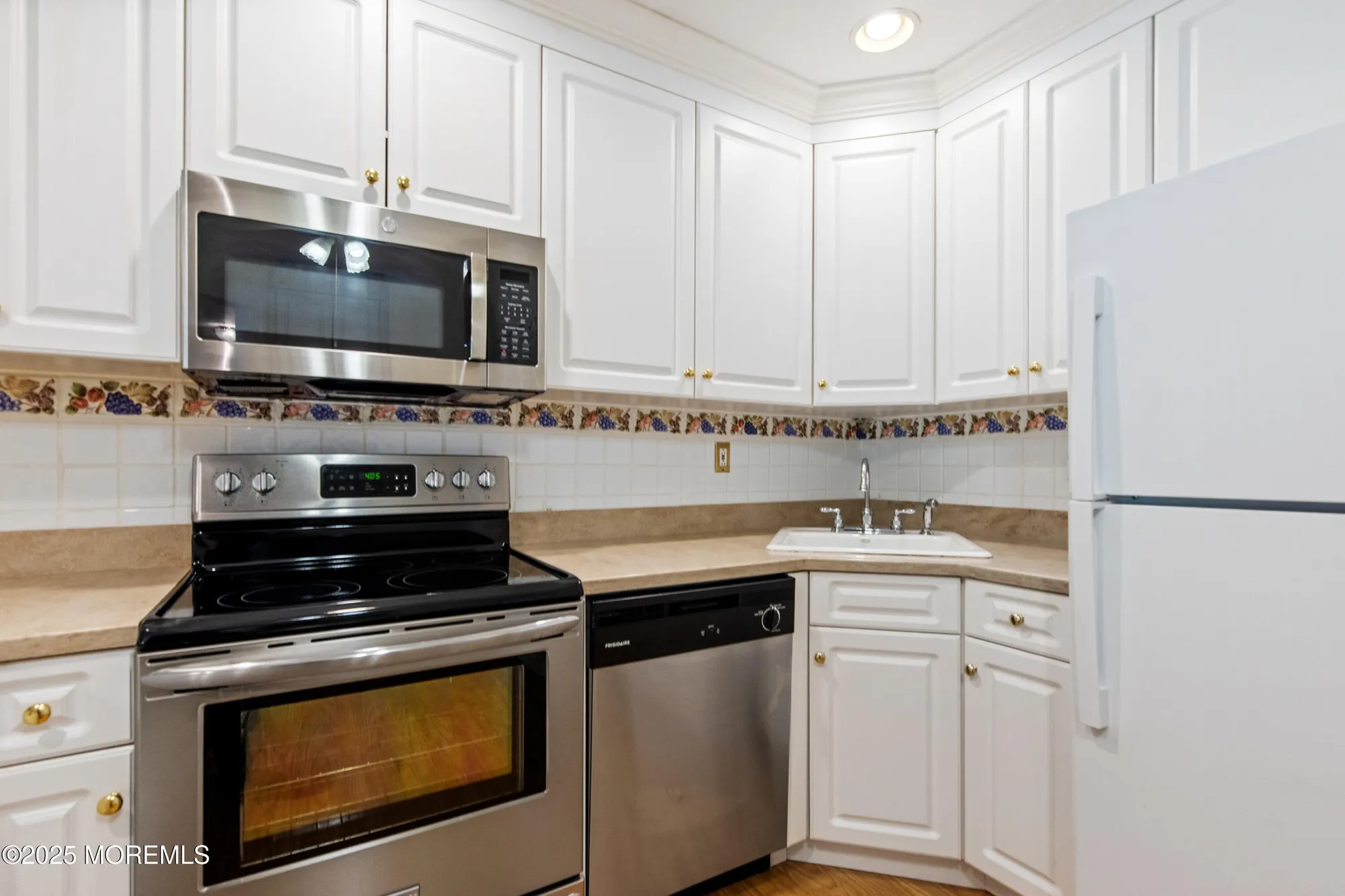 Property Slideshow image 10 of 29 | 143 lexington ct, Red Bank, NJ, 07701