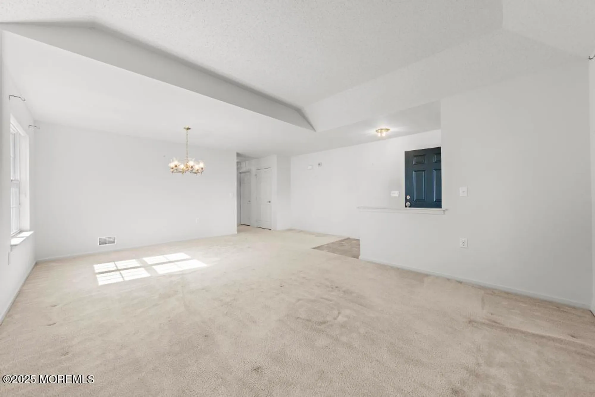 Property Slideshow image 7 of 68 | 18 congressional rd, Jackson, NJ, 08527