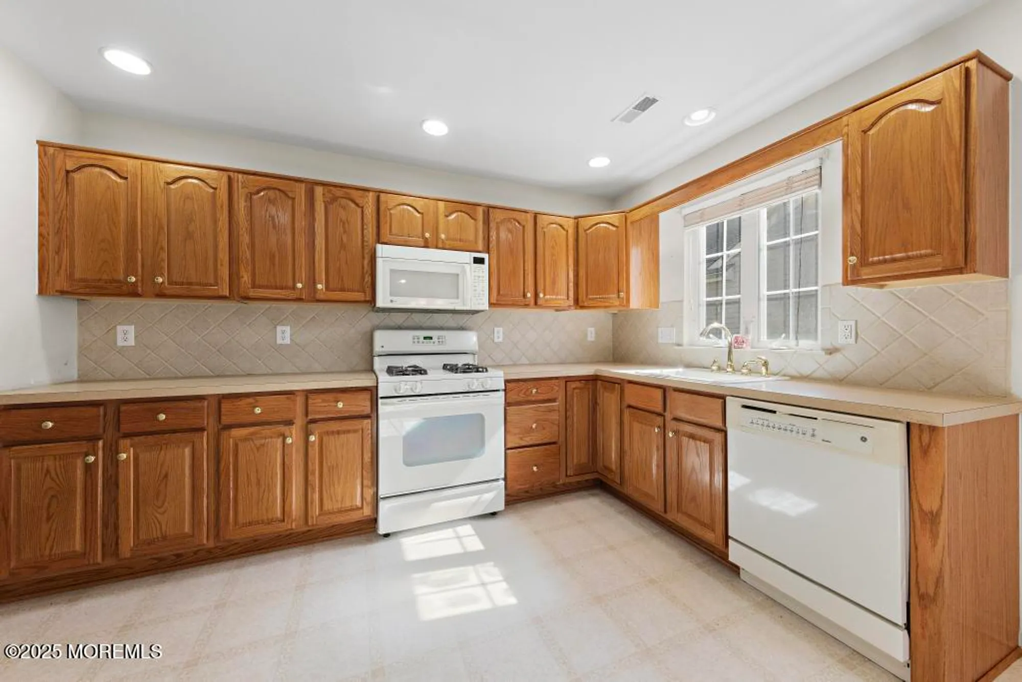 Property Slideshow image 15 of 68 | 18 congressional rd, Jackson, NJ, 08527