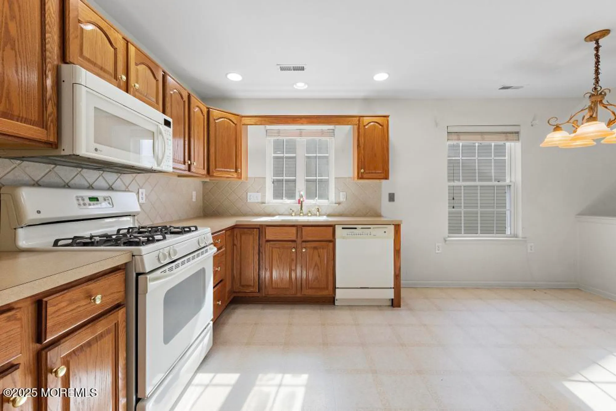 Property Slideshow image 10 of 68 | 18 congressional rd, Jackson, NJ, 08527