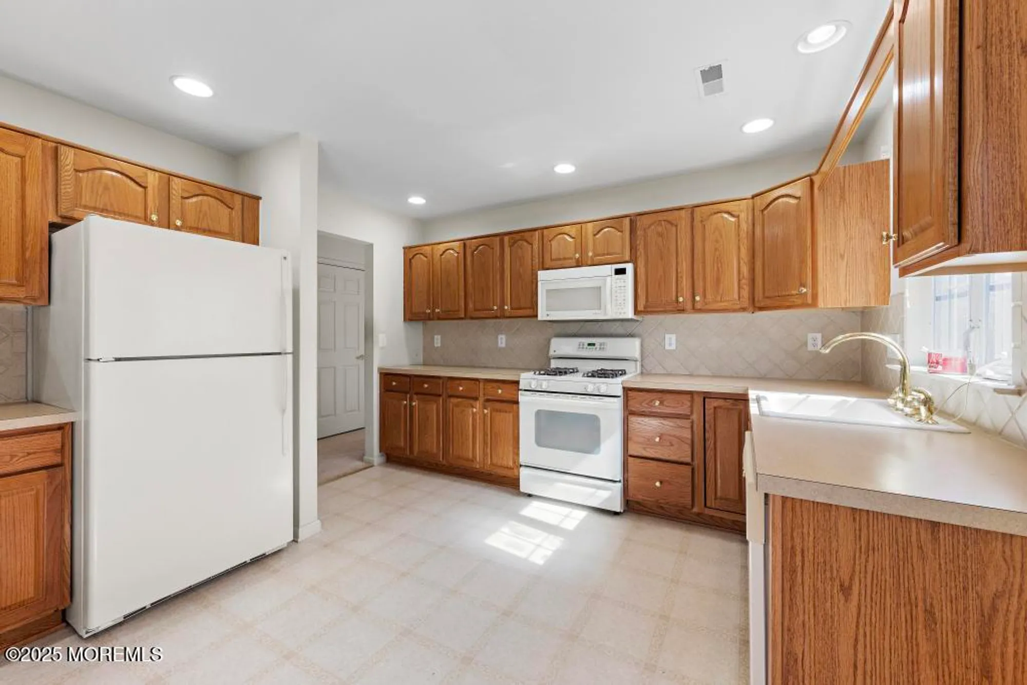 Property Slideshow image 14 of 68 | 18 congressional rd, Jackson, NJ, 08527